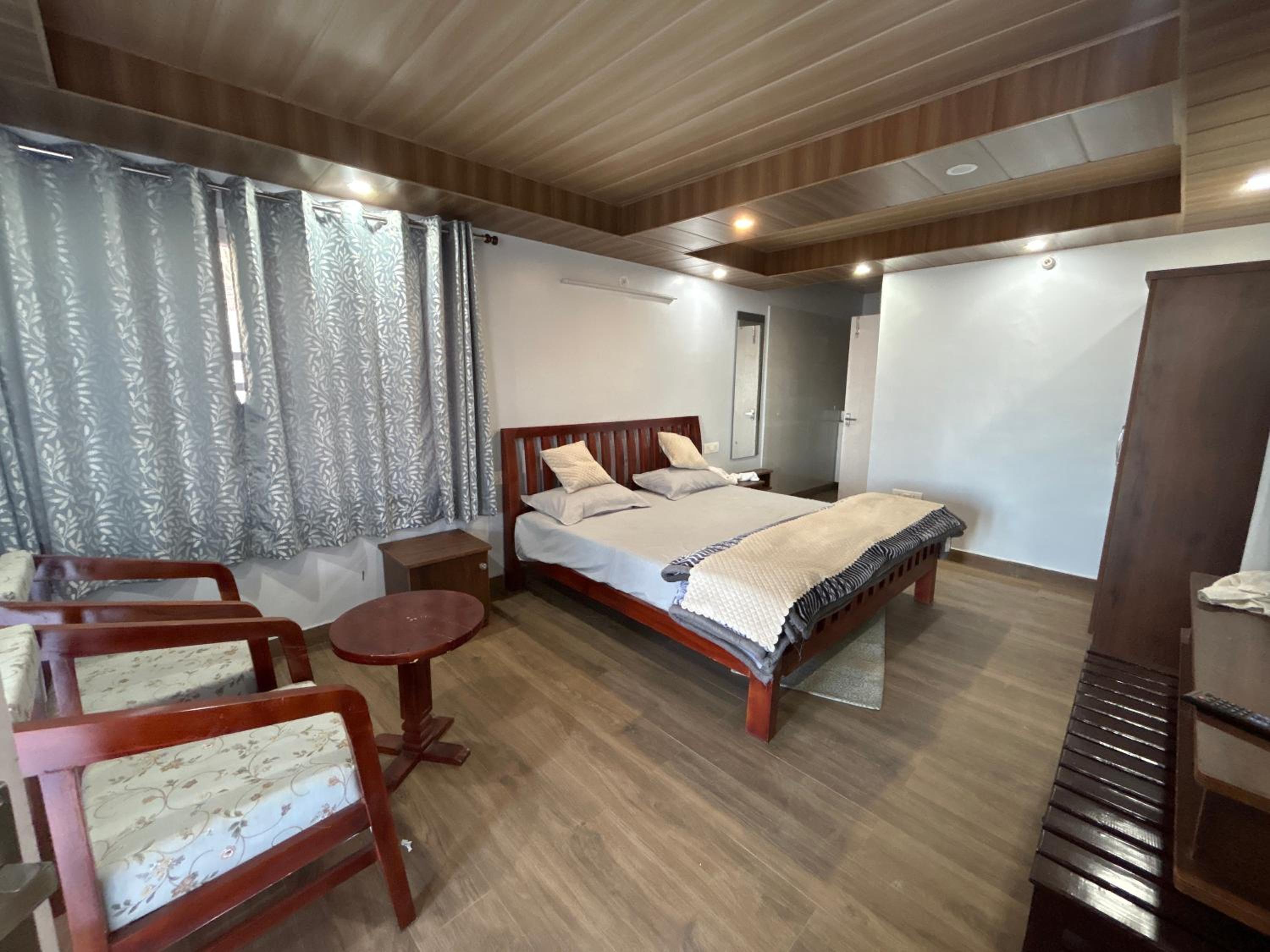 Deluxe Double Room photo 2