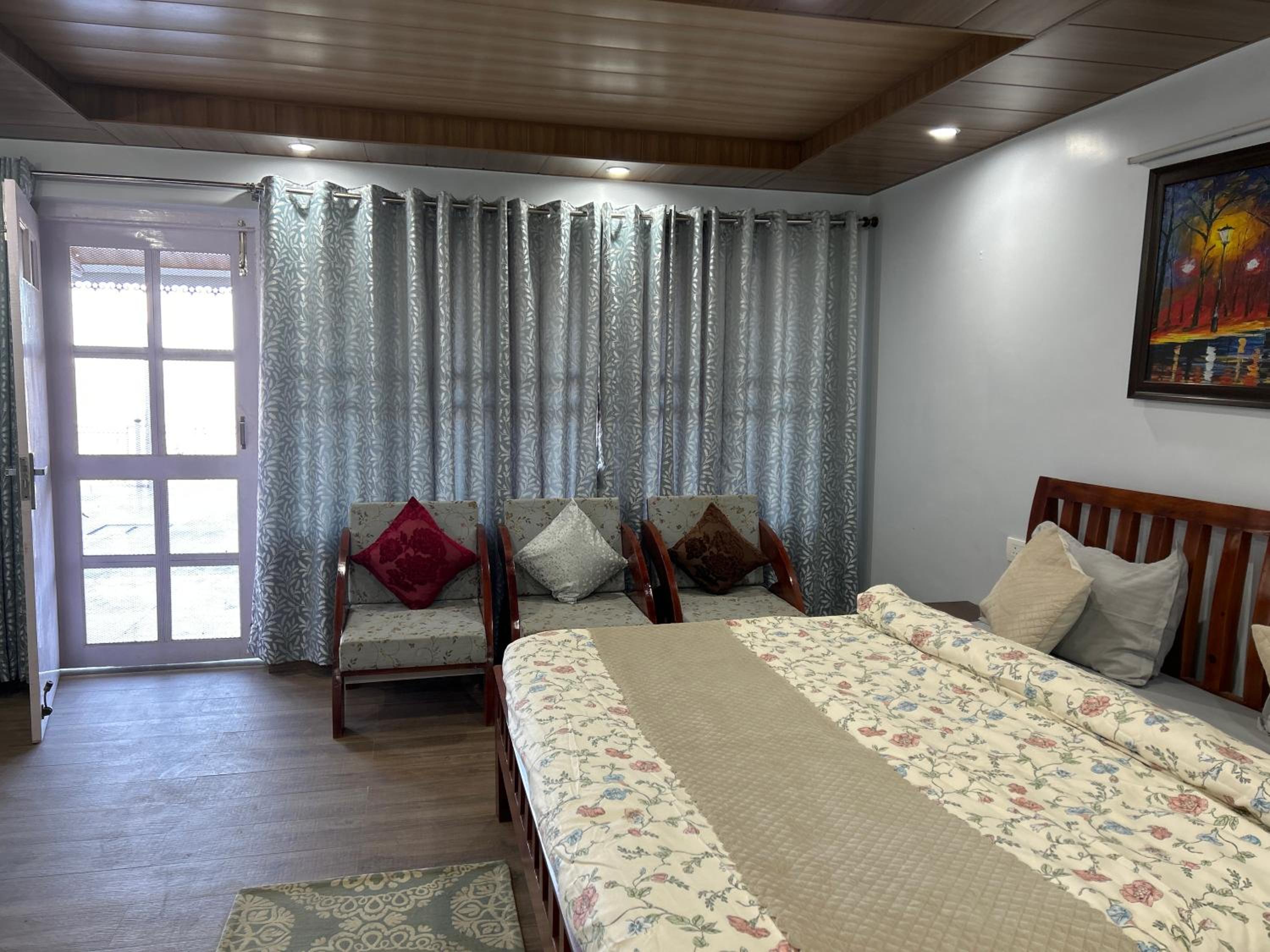 Deluxe Double or Twin Room with Mountain View photo 2