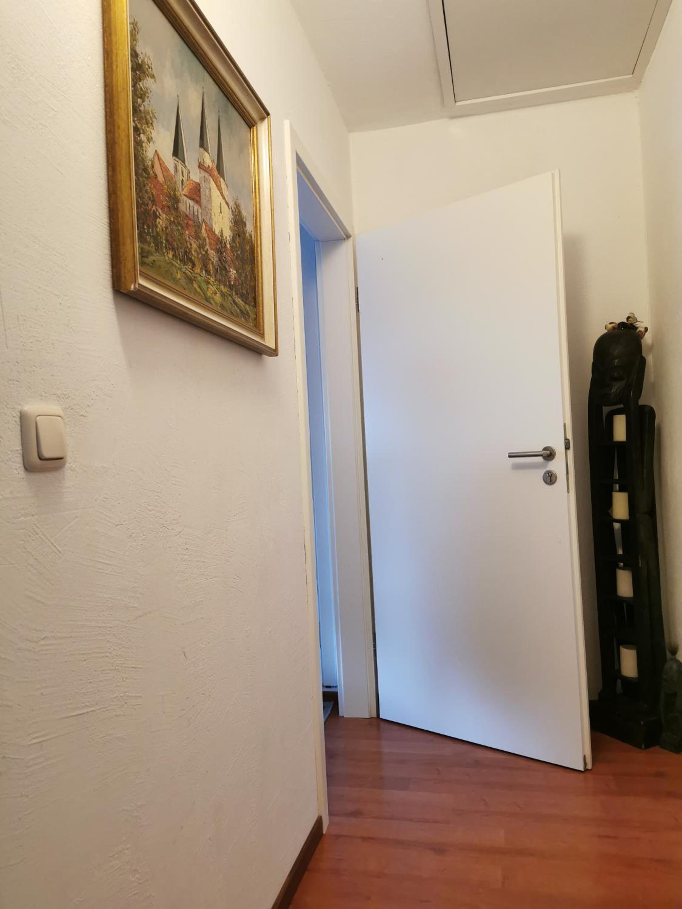 One-Bedroom Apartment photo 3