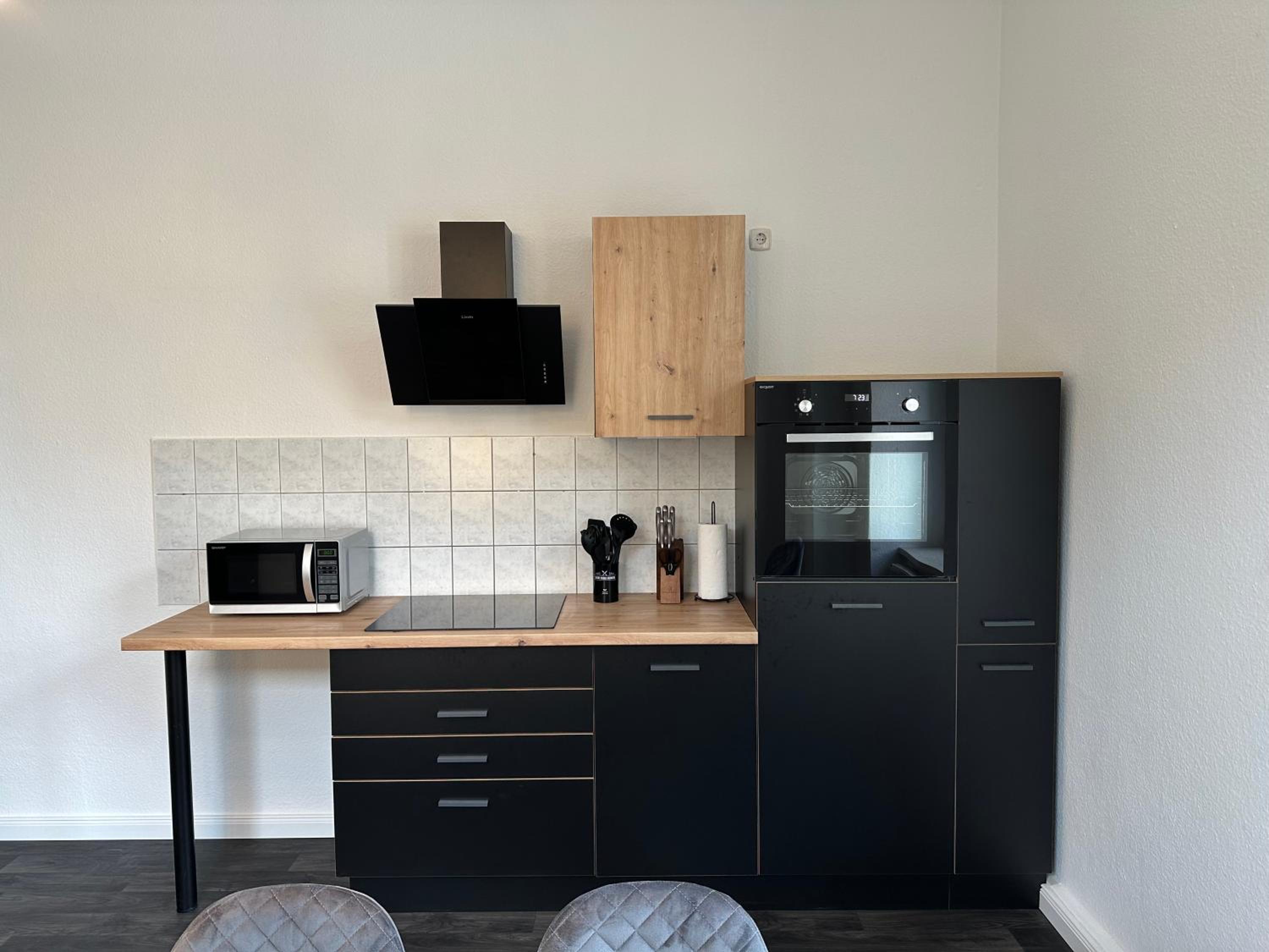 One-Bedroom Apartment photo 2