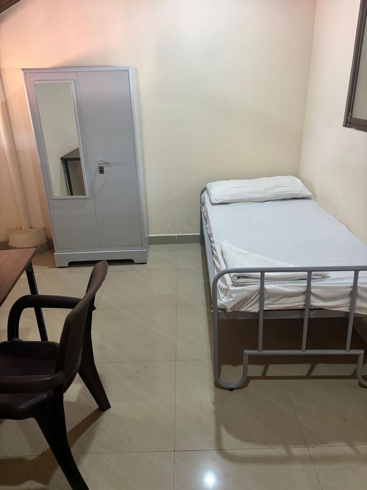 Budget Single Room