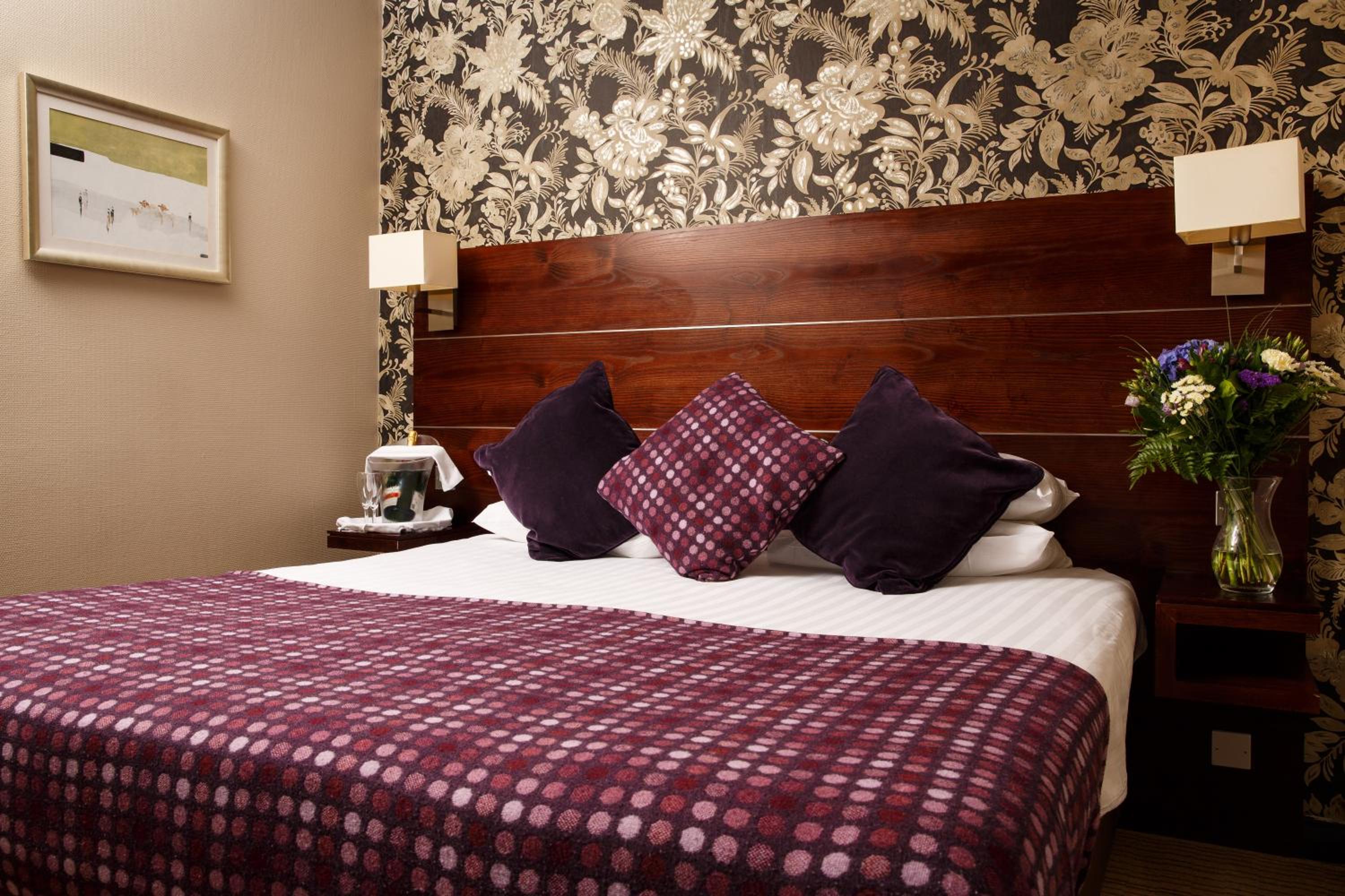 Standard King Room - Photo 1