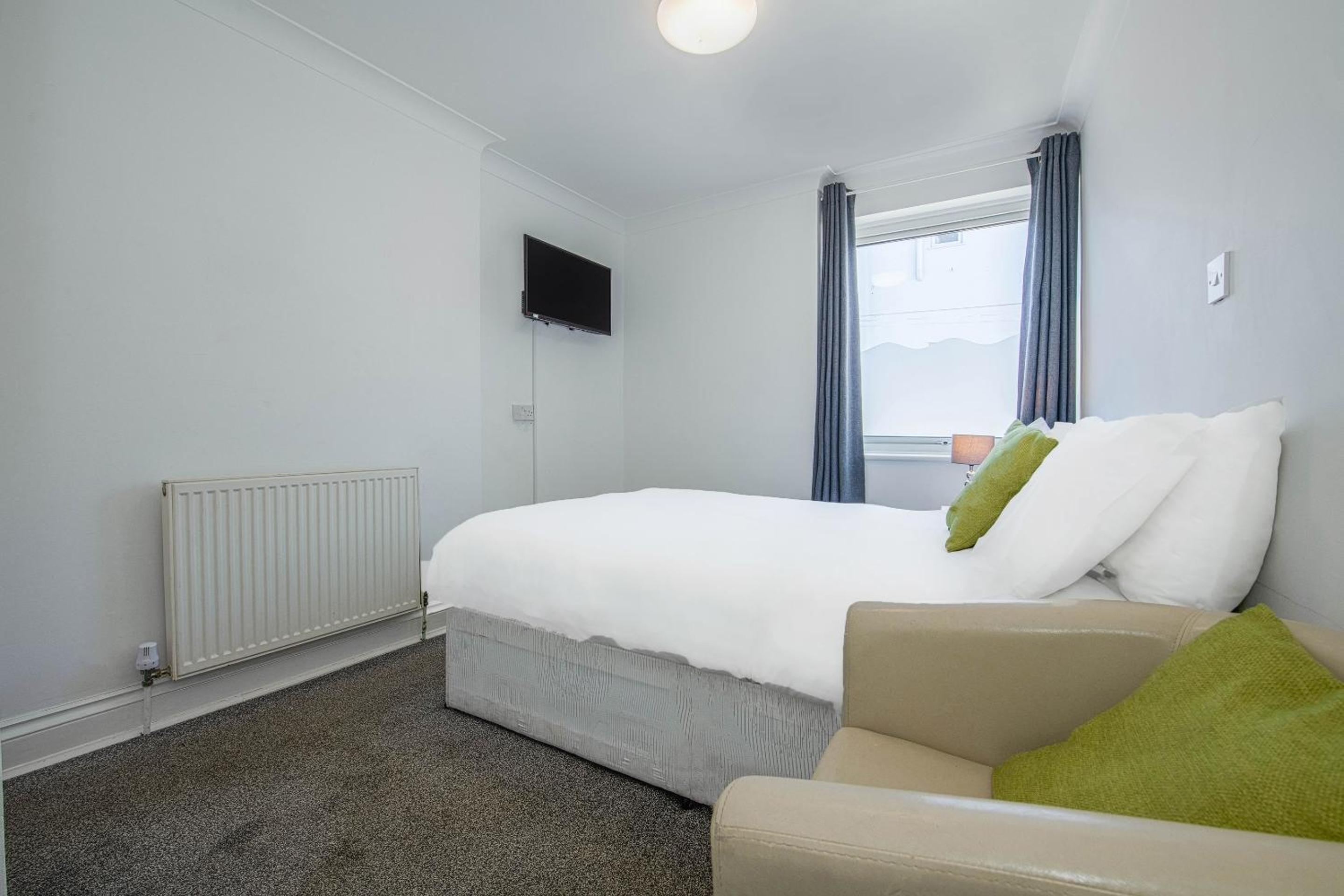 Deluxe Quad Suite