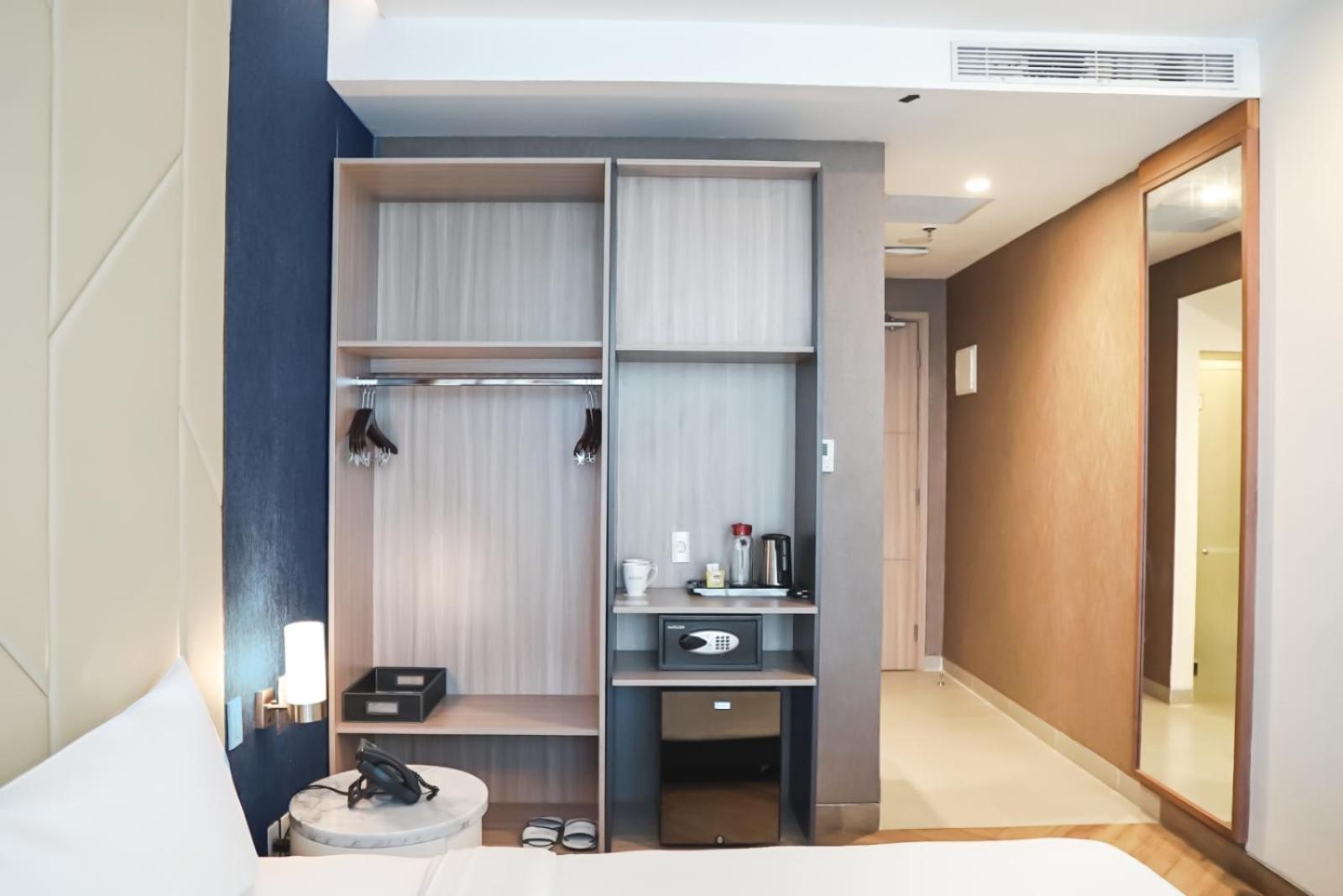 Deluxe Family Room - Photo 4