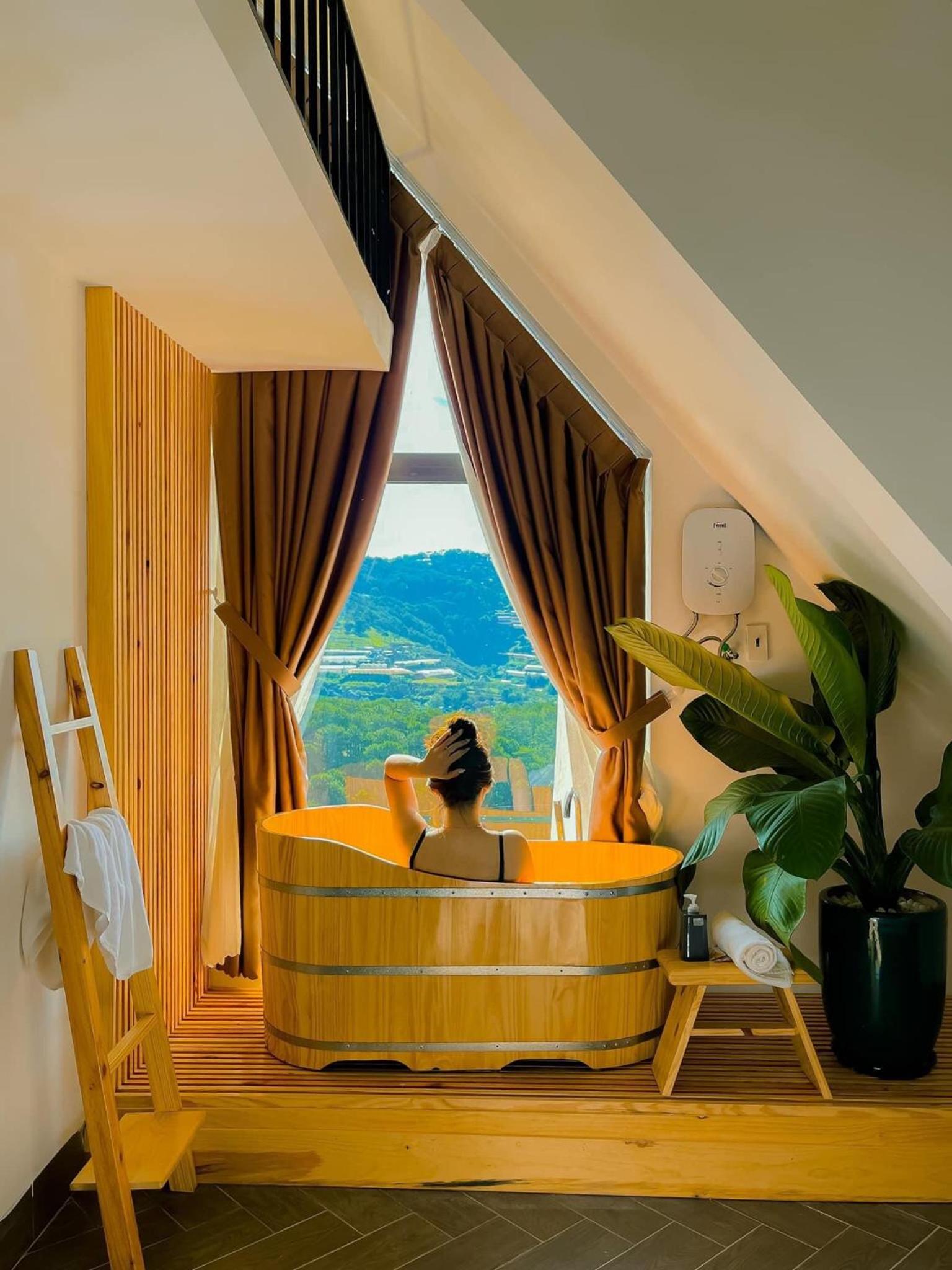 King Room with Mountain View - Photo 4