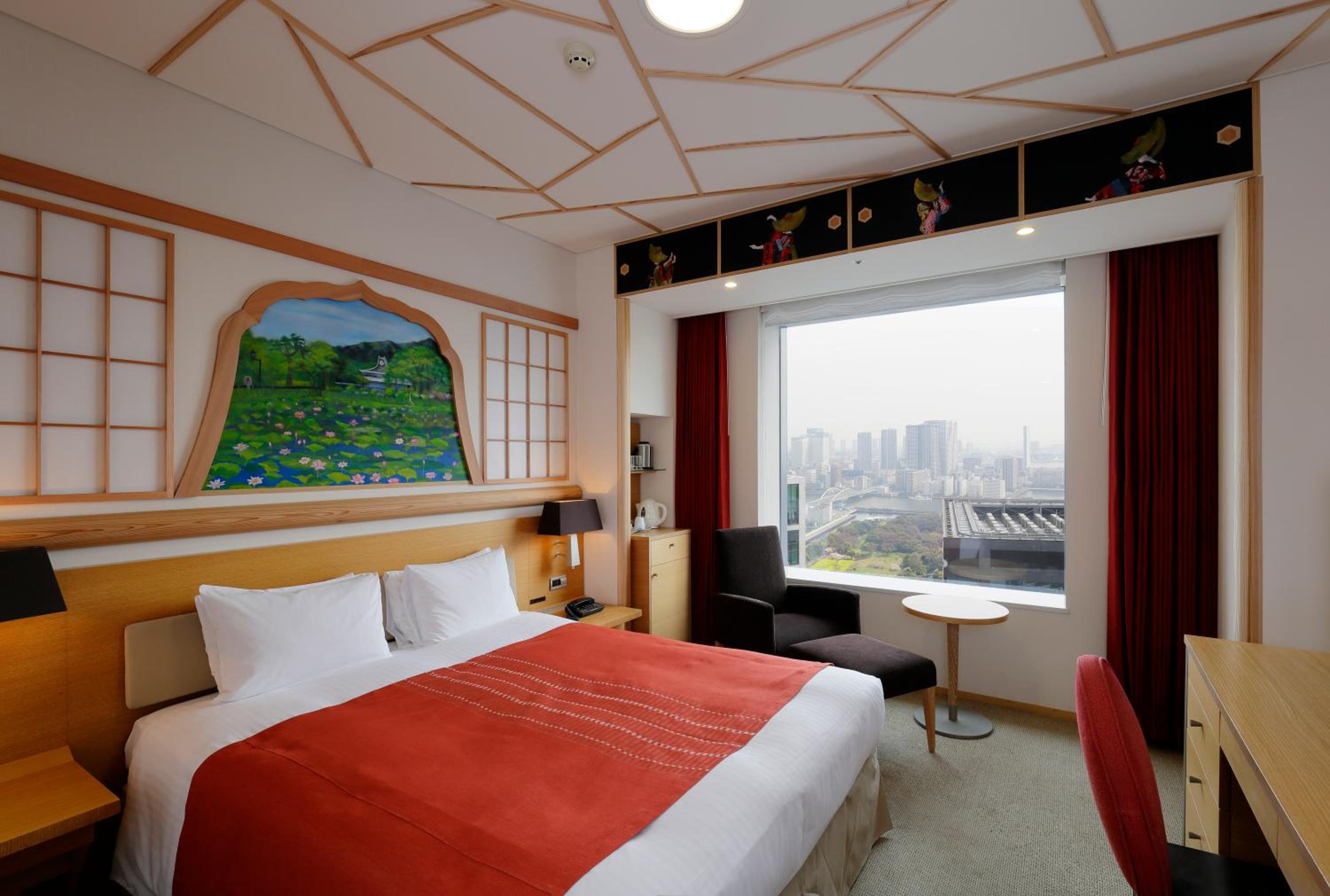 Artist Queen Room - Non Smoking - 31st or 34th floor