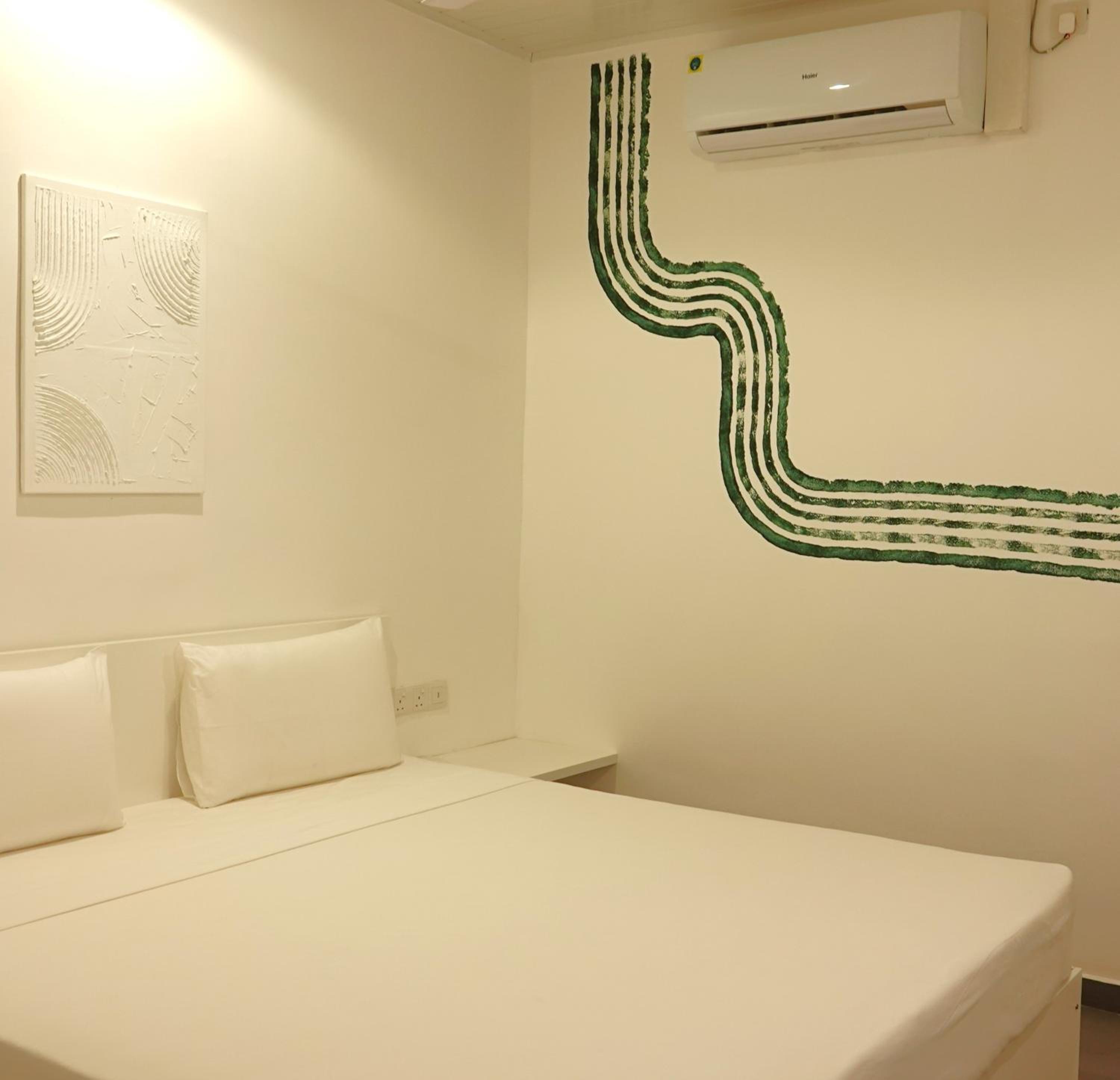 Basic Double Room photo 3