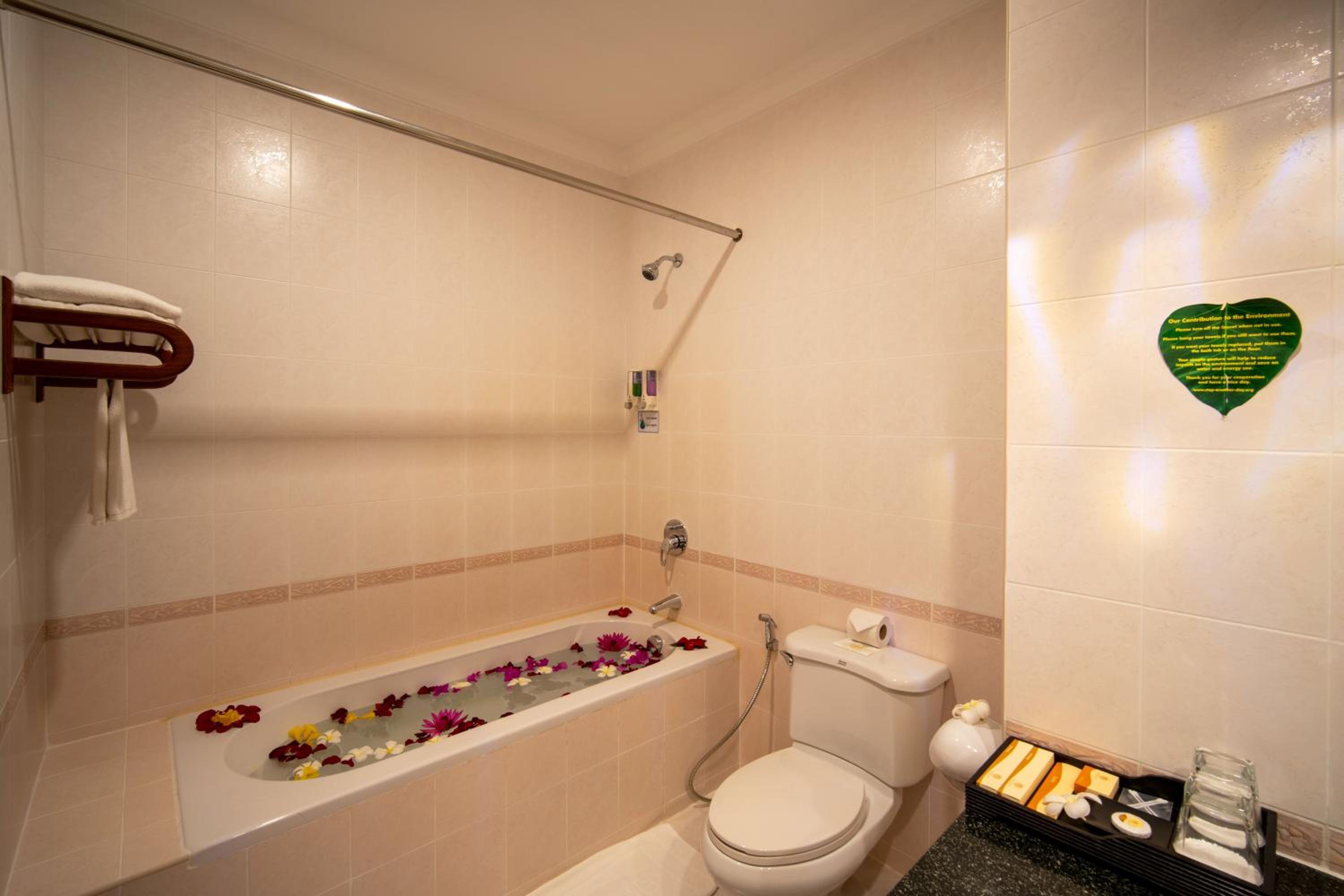 Deluxe Triple Room - Photo 1