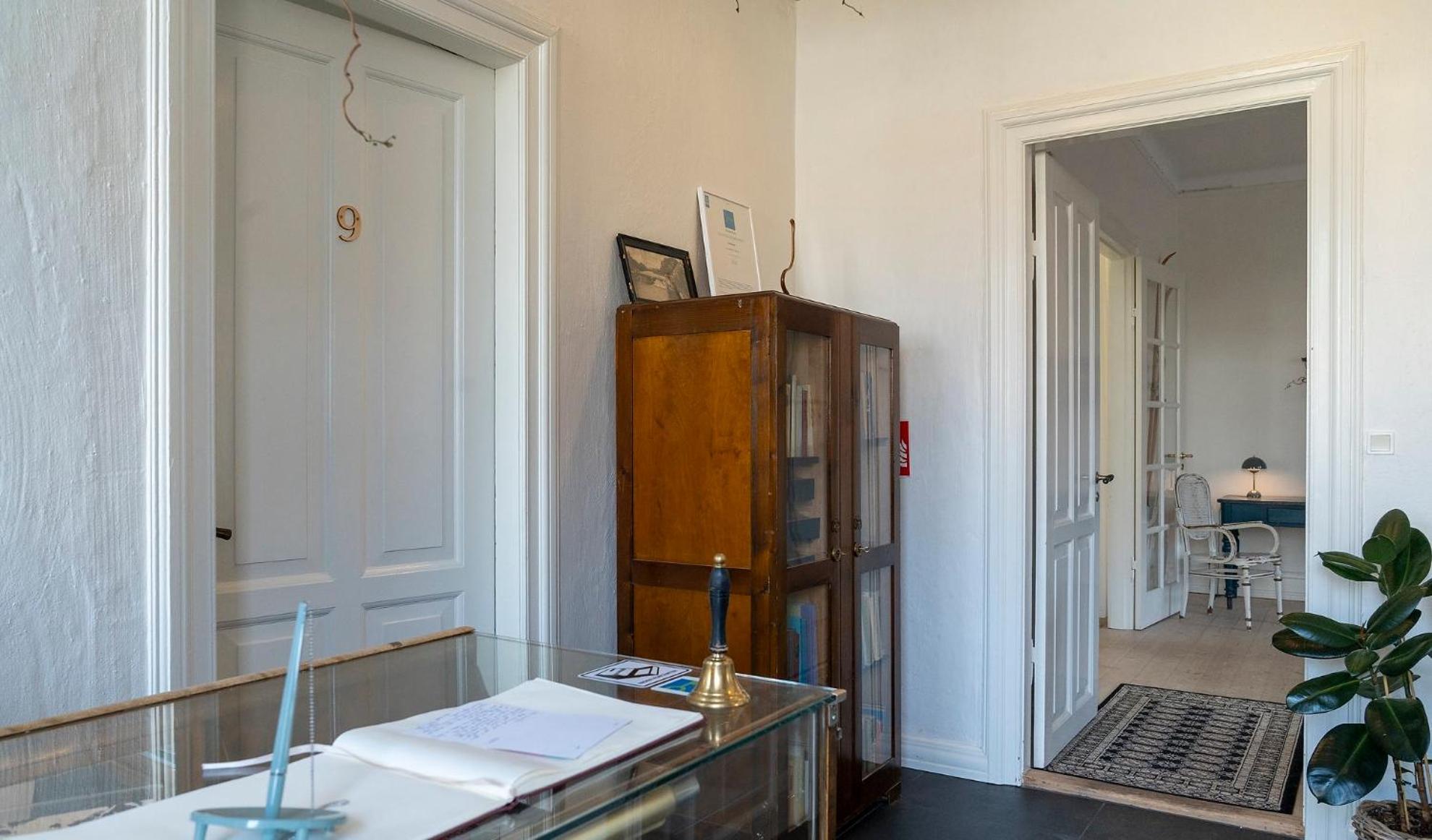 Double Room with Shared Toilet
