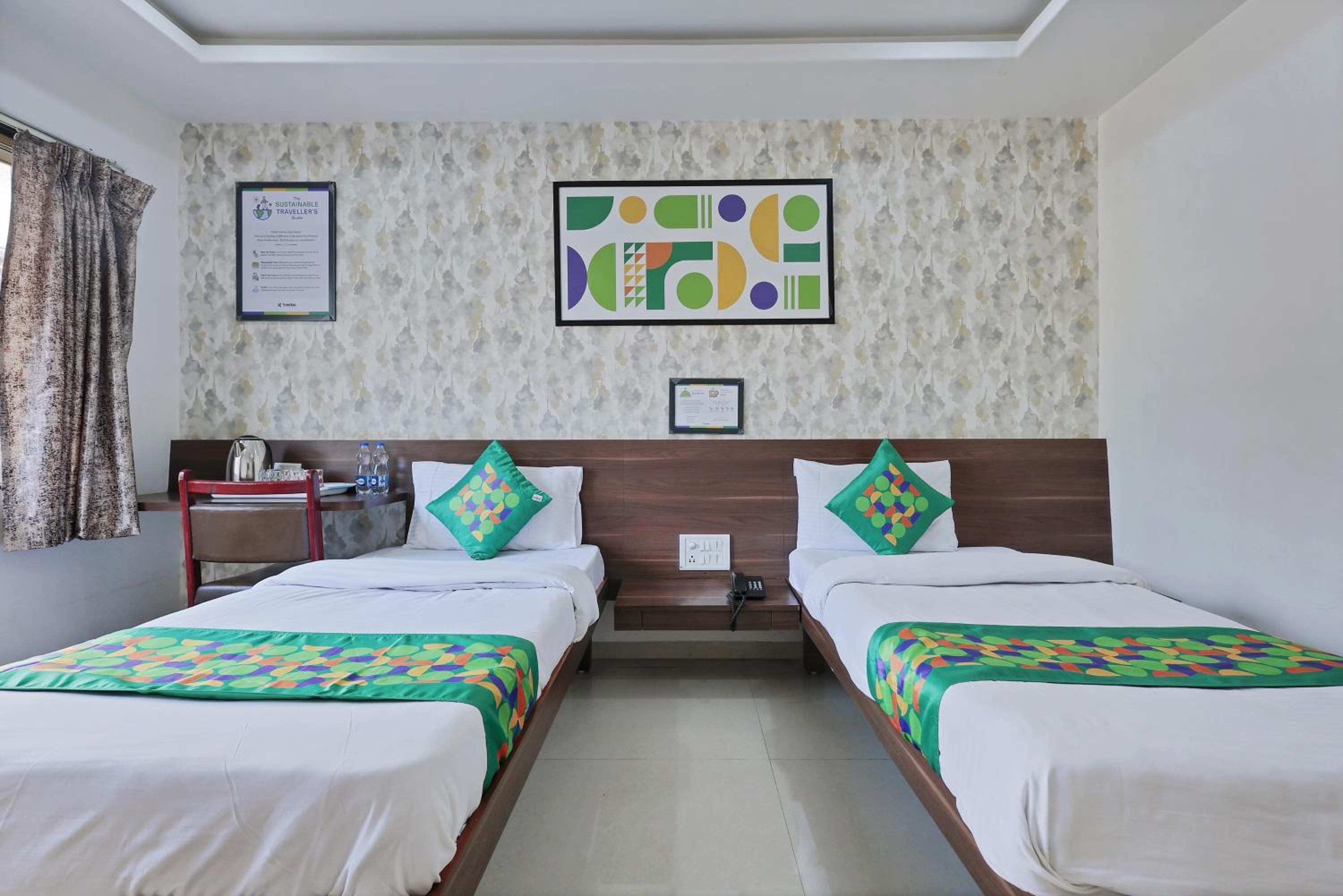 Standard Room photo 2