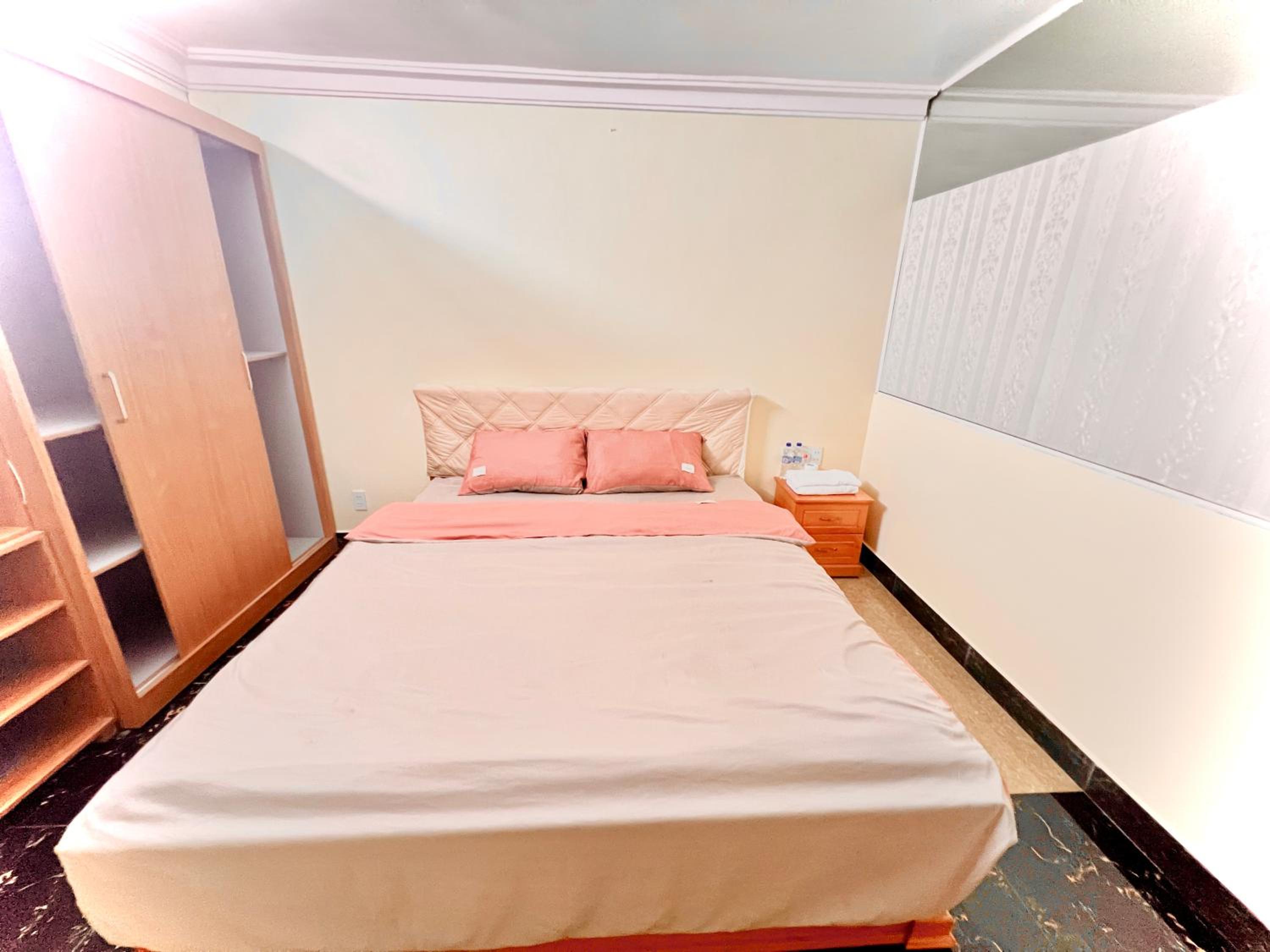 Quadruple Room with Bath photo 2