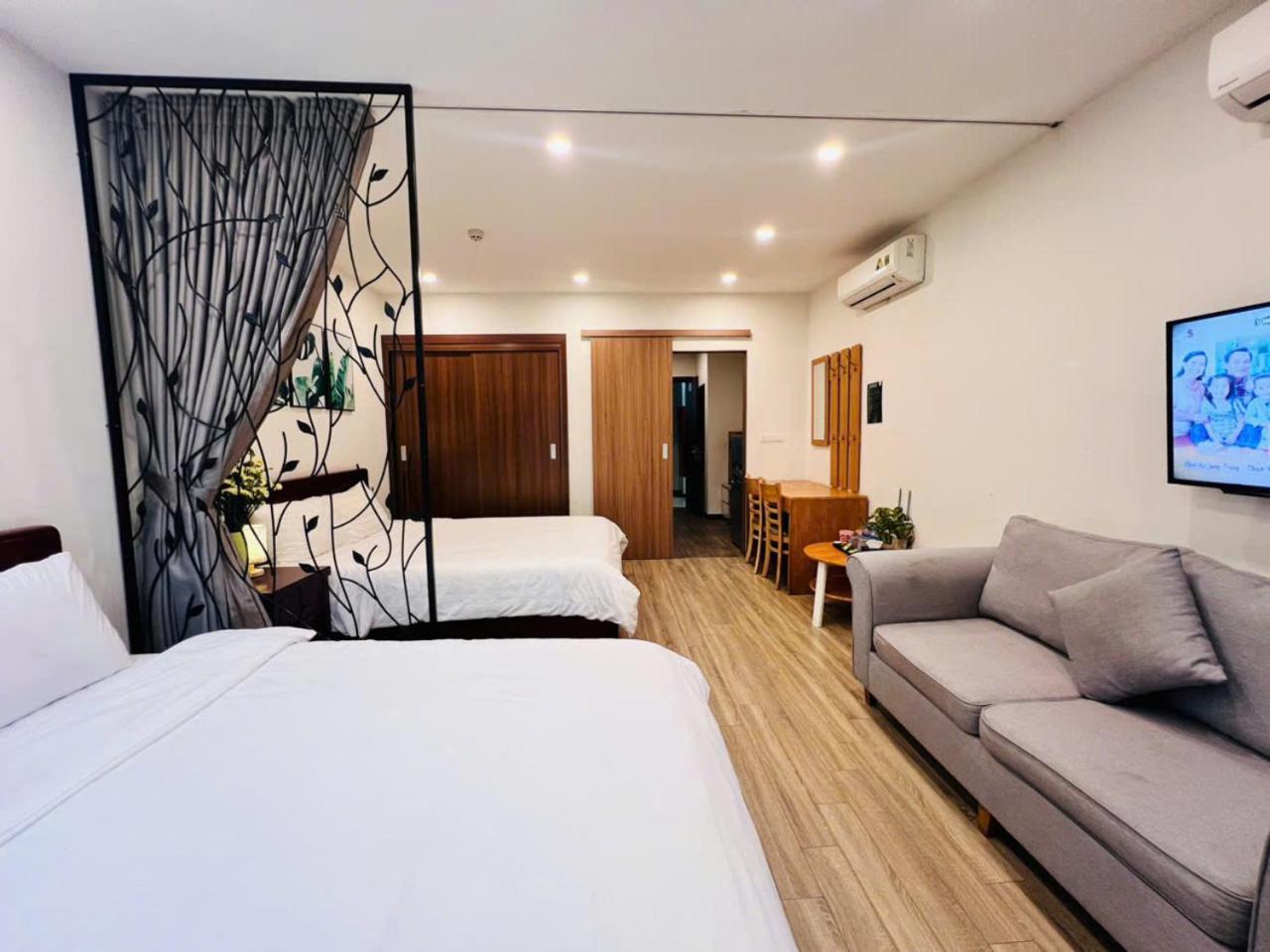 Deluxe Family Room