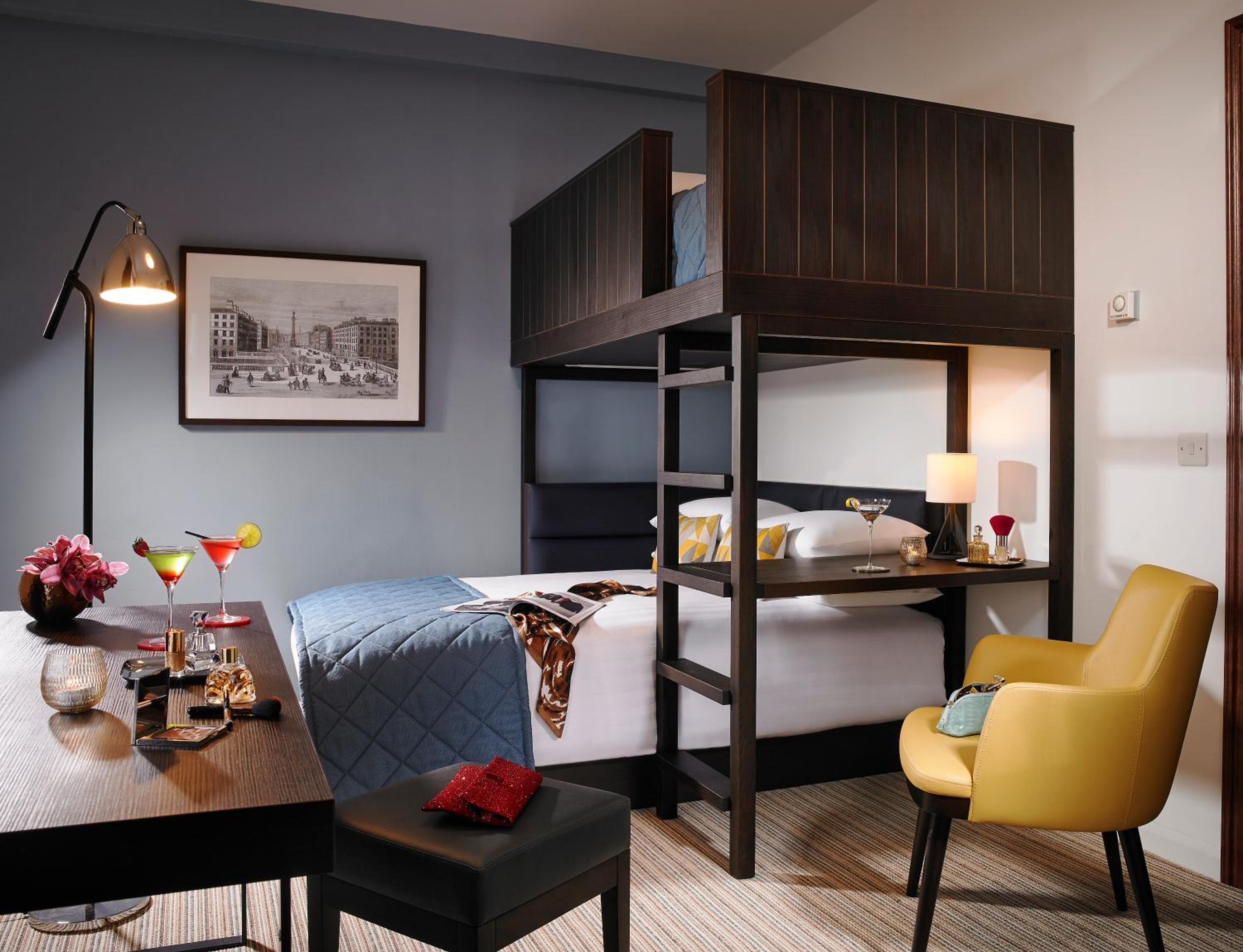 Cozy Triple Room