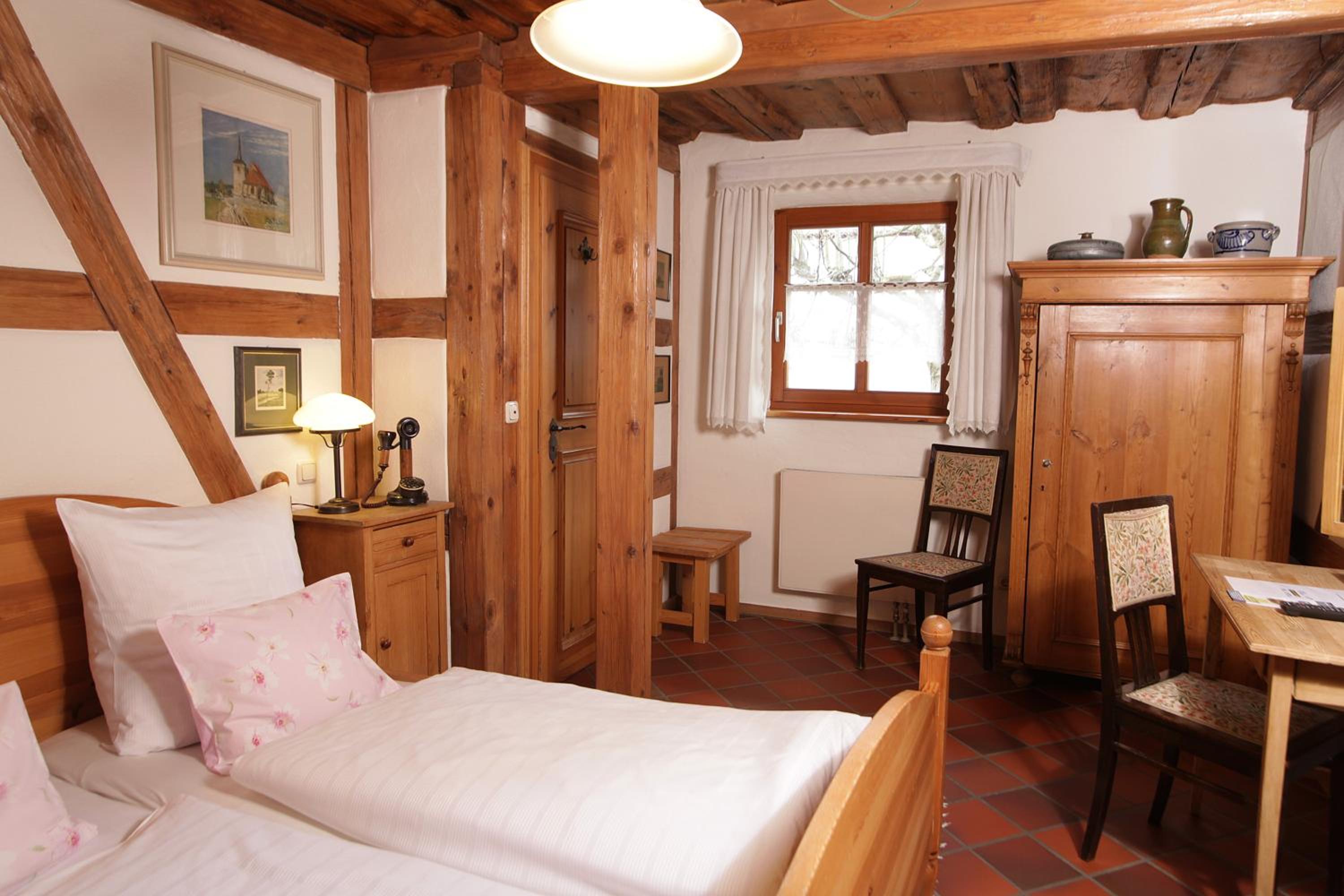 Double Room - Photo 18