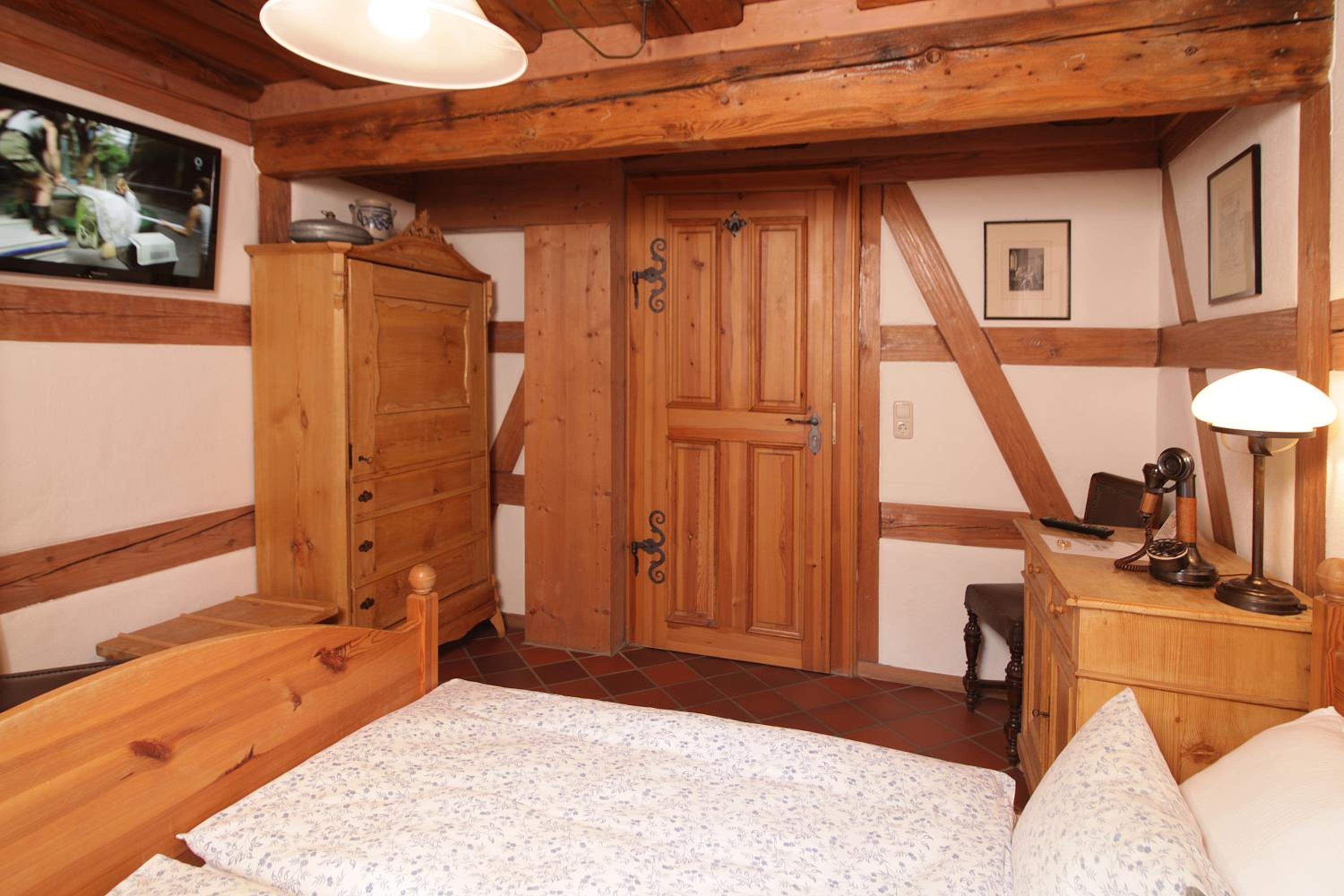 Double Room - Photo 6