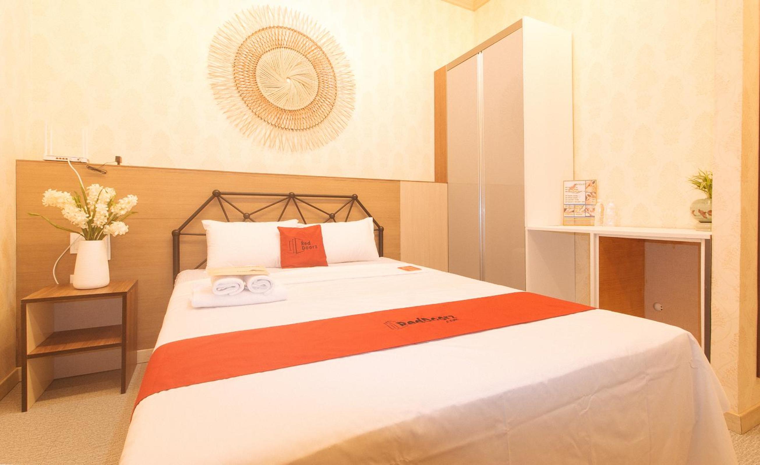 Standard Double Room - Photo 7