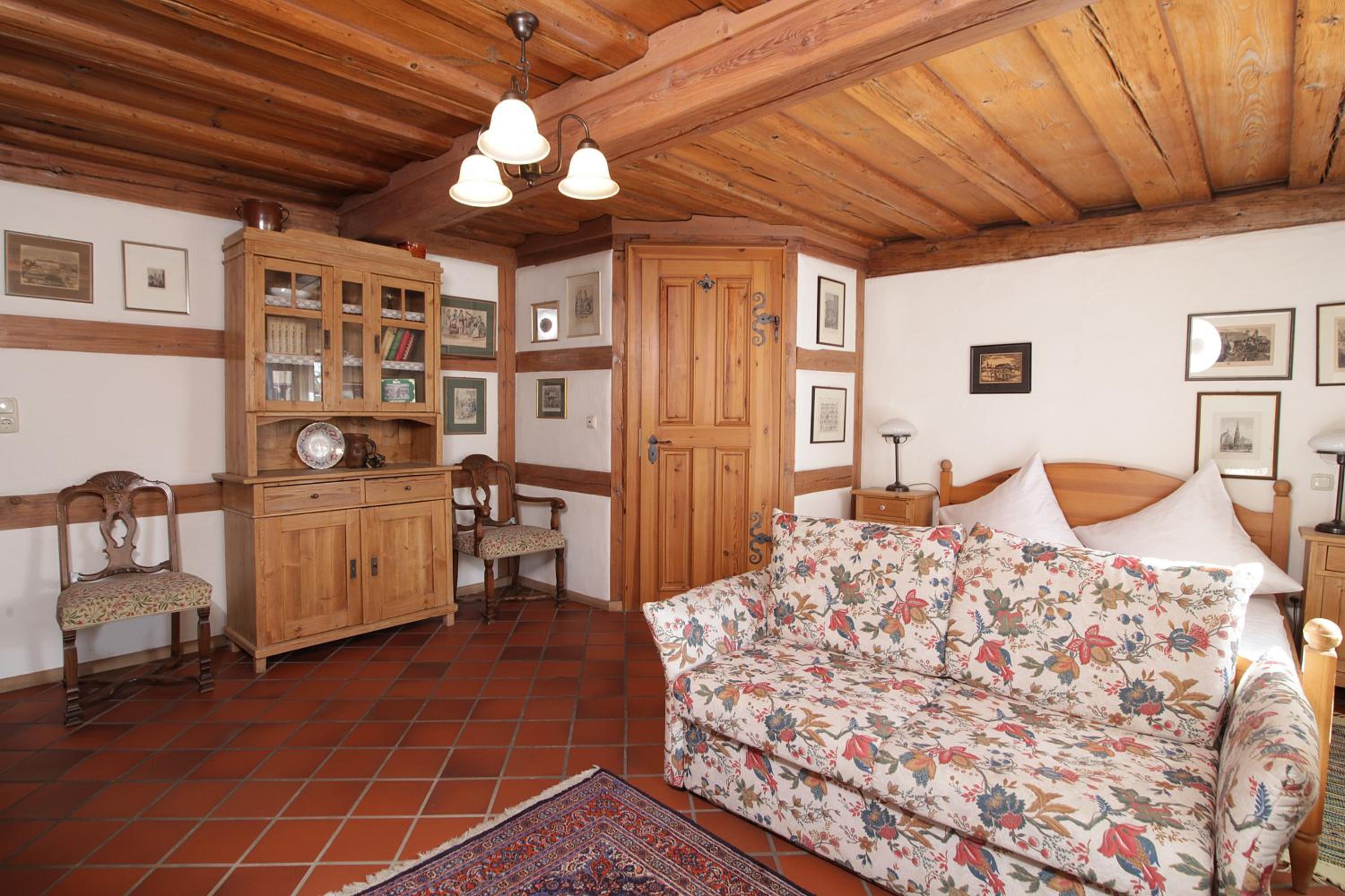 Double Room - Photo 7