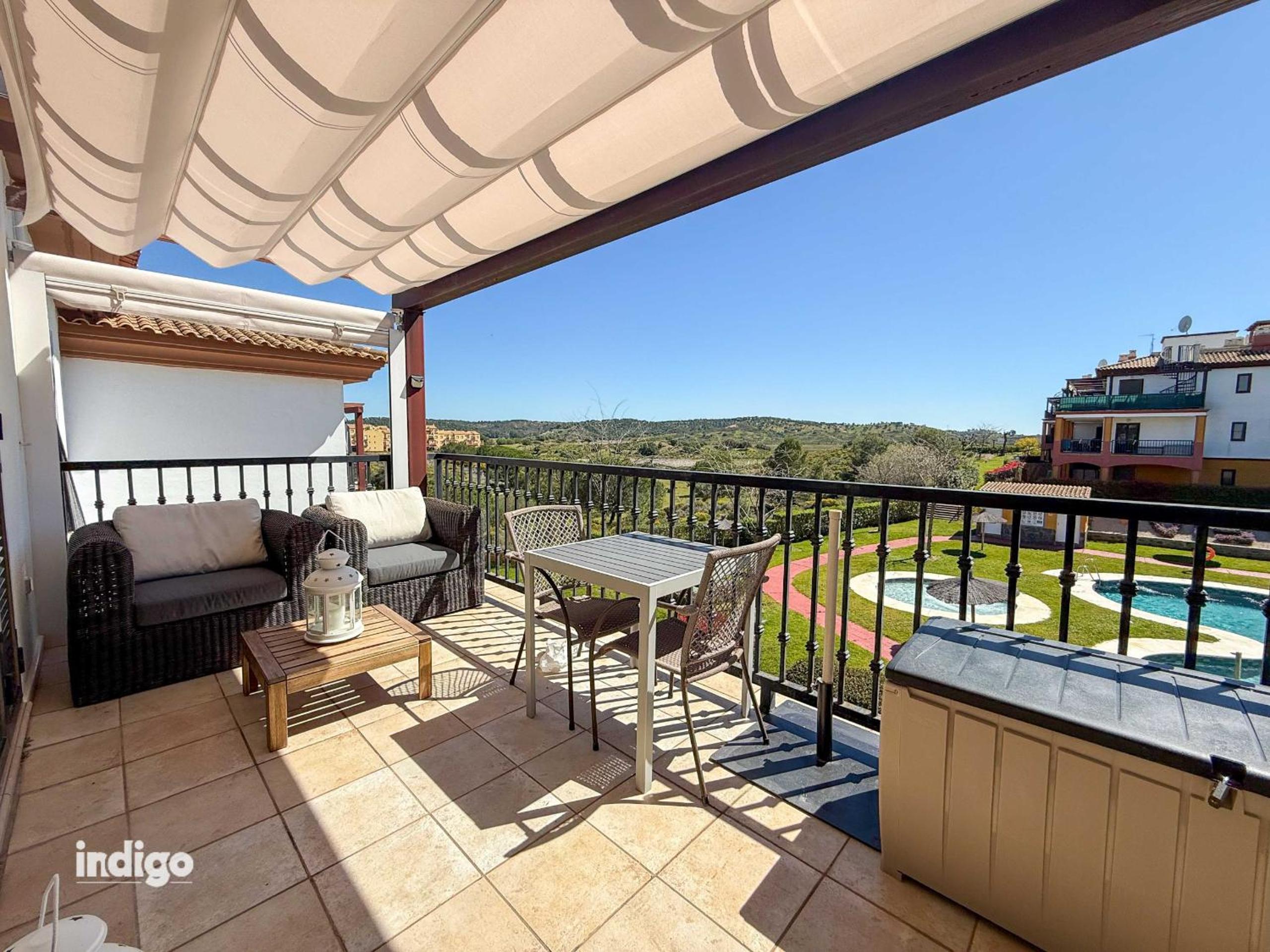 Apartamento con vista al jardín