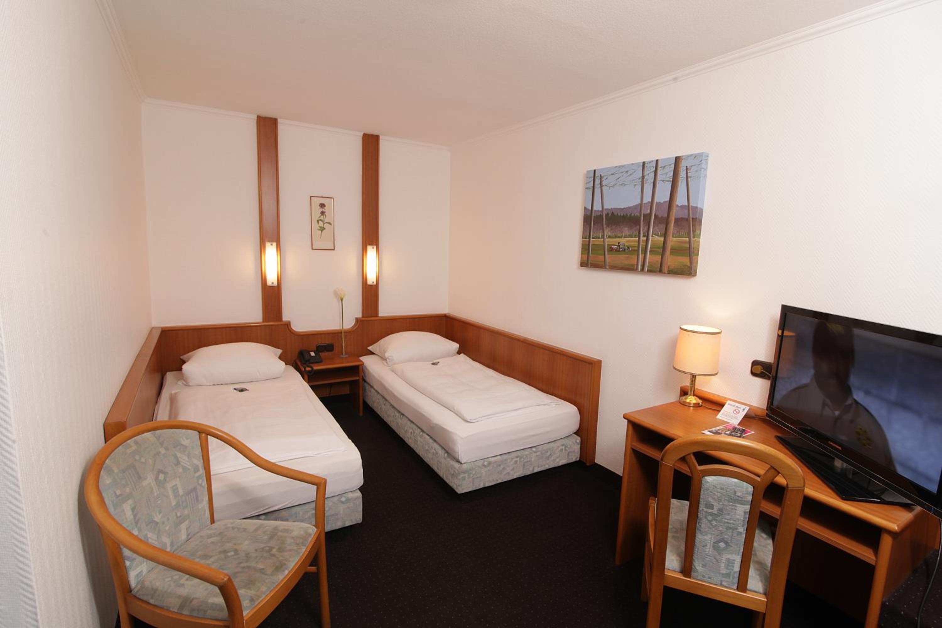 Double Room - Photo 12