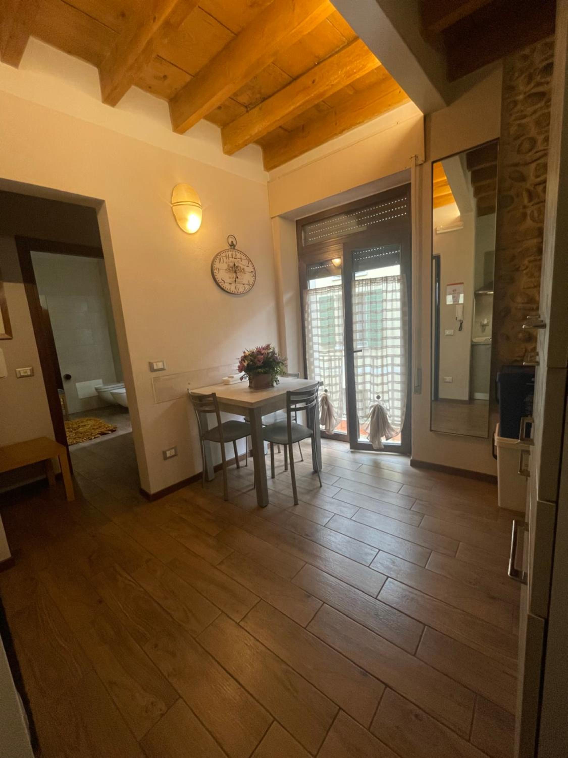 One-Bedroom Suite - Photo 7