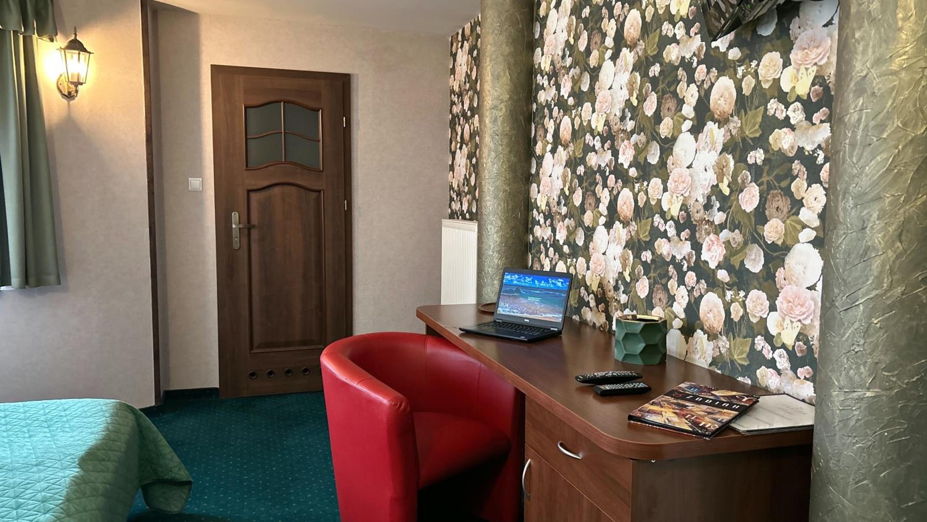 Small Double Room photo 1
