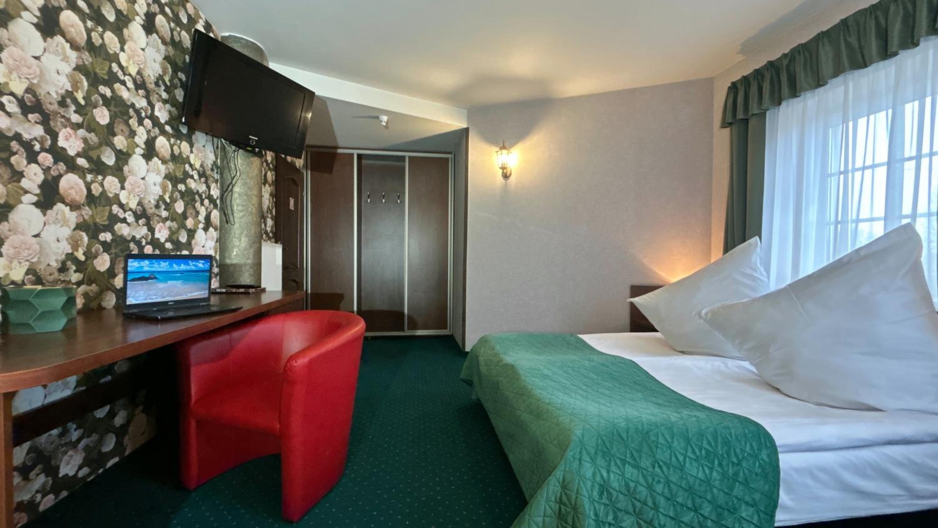 Small Double Room photo 3
