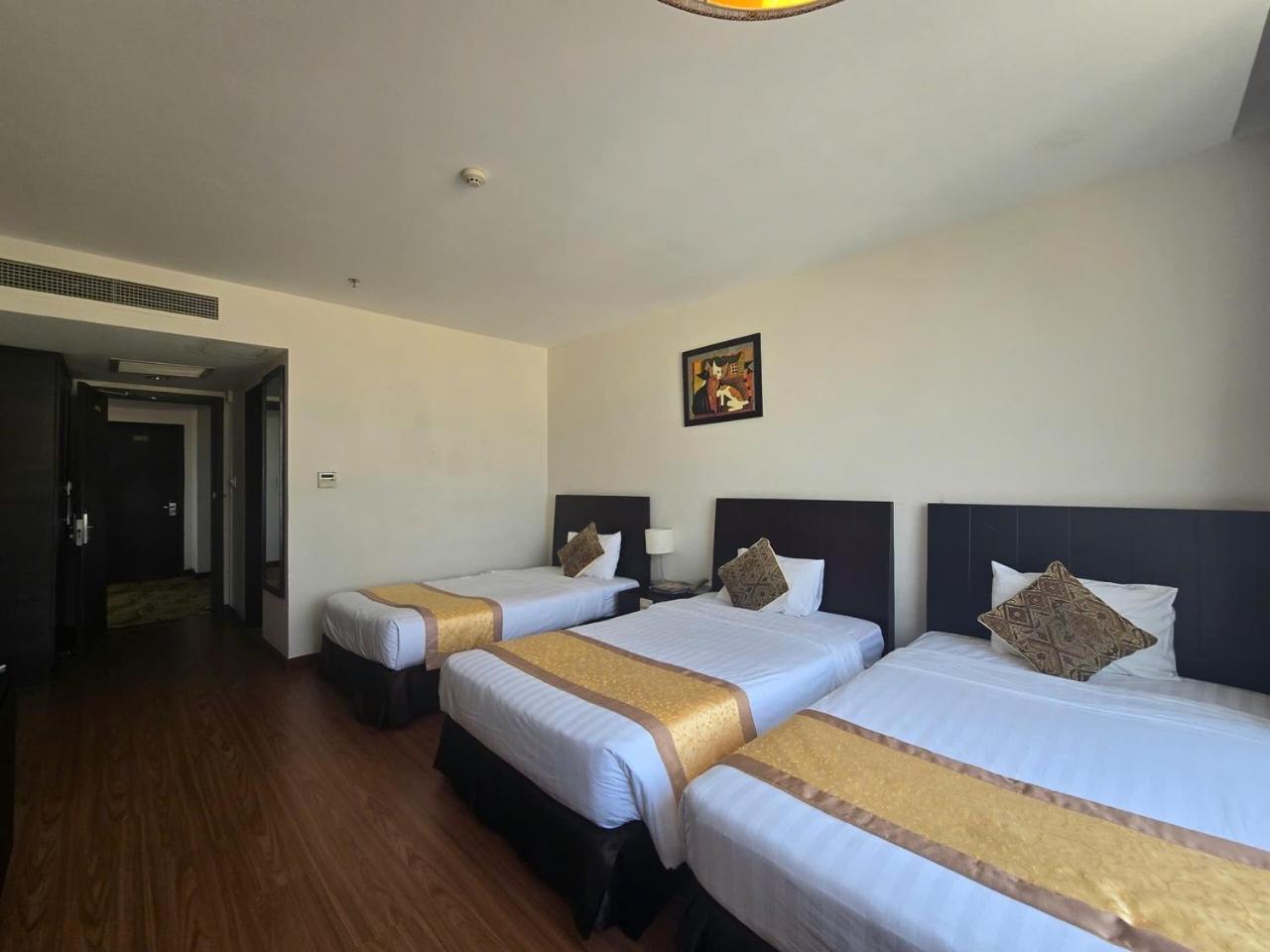 Triple Room - Photo 1