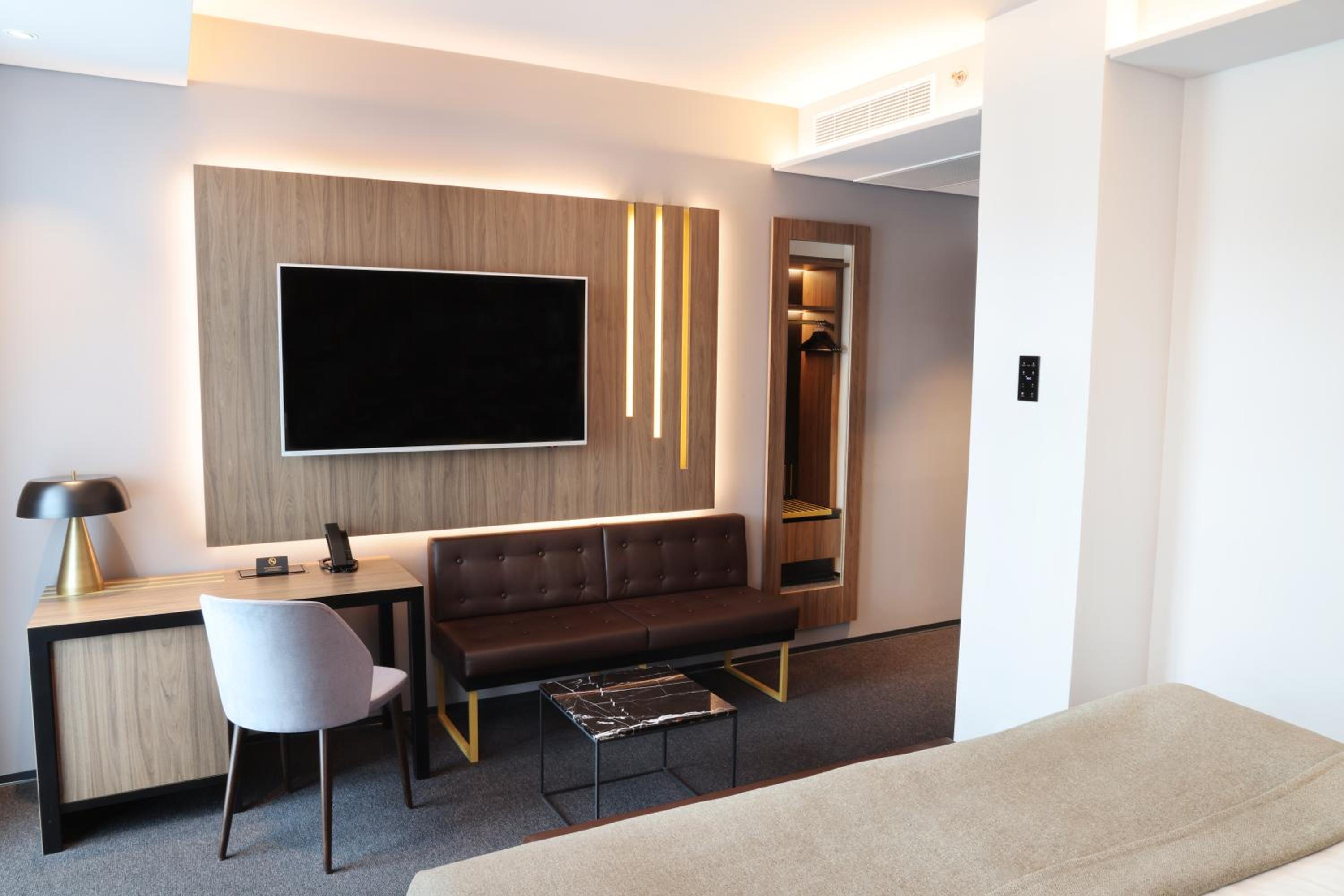 Superior Twin Room - Photo 3