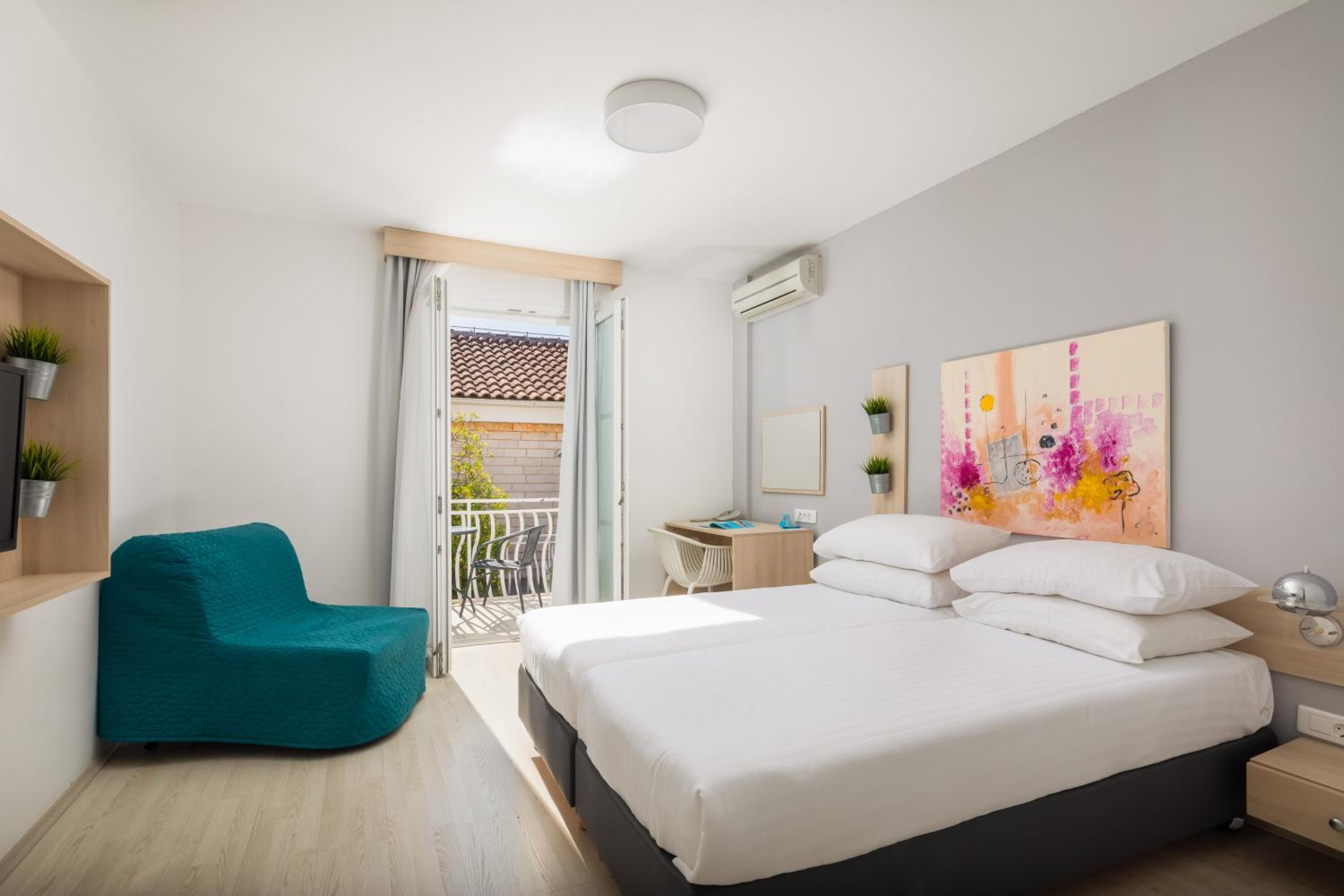 Double Room with Balcony
