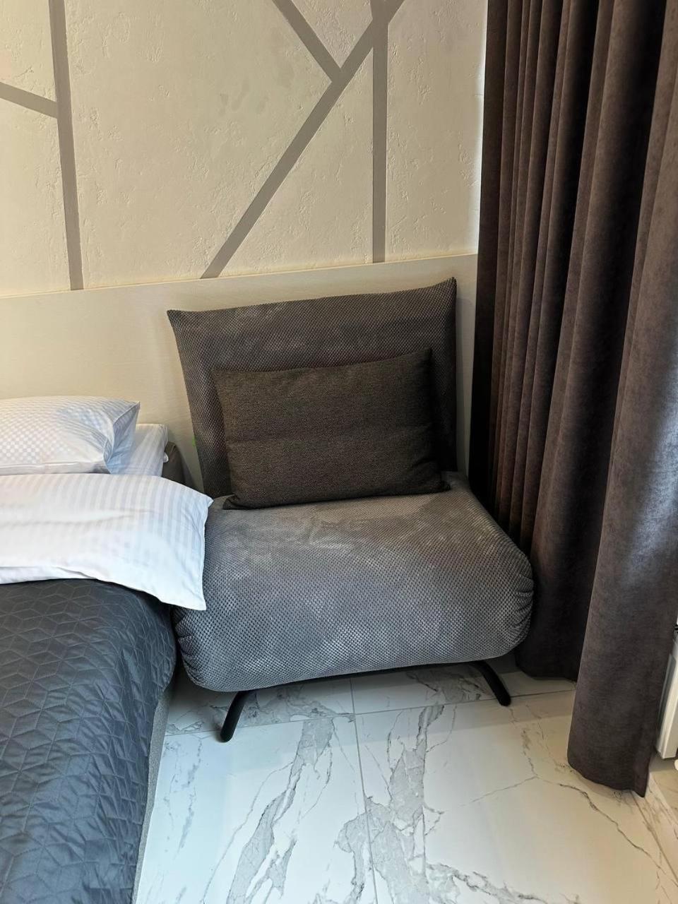 Apartment with City View photo 2