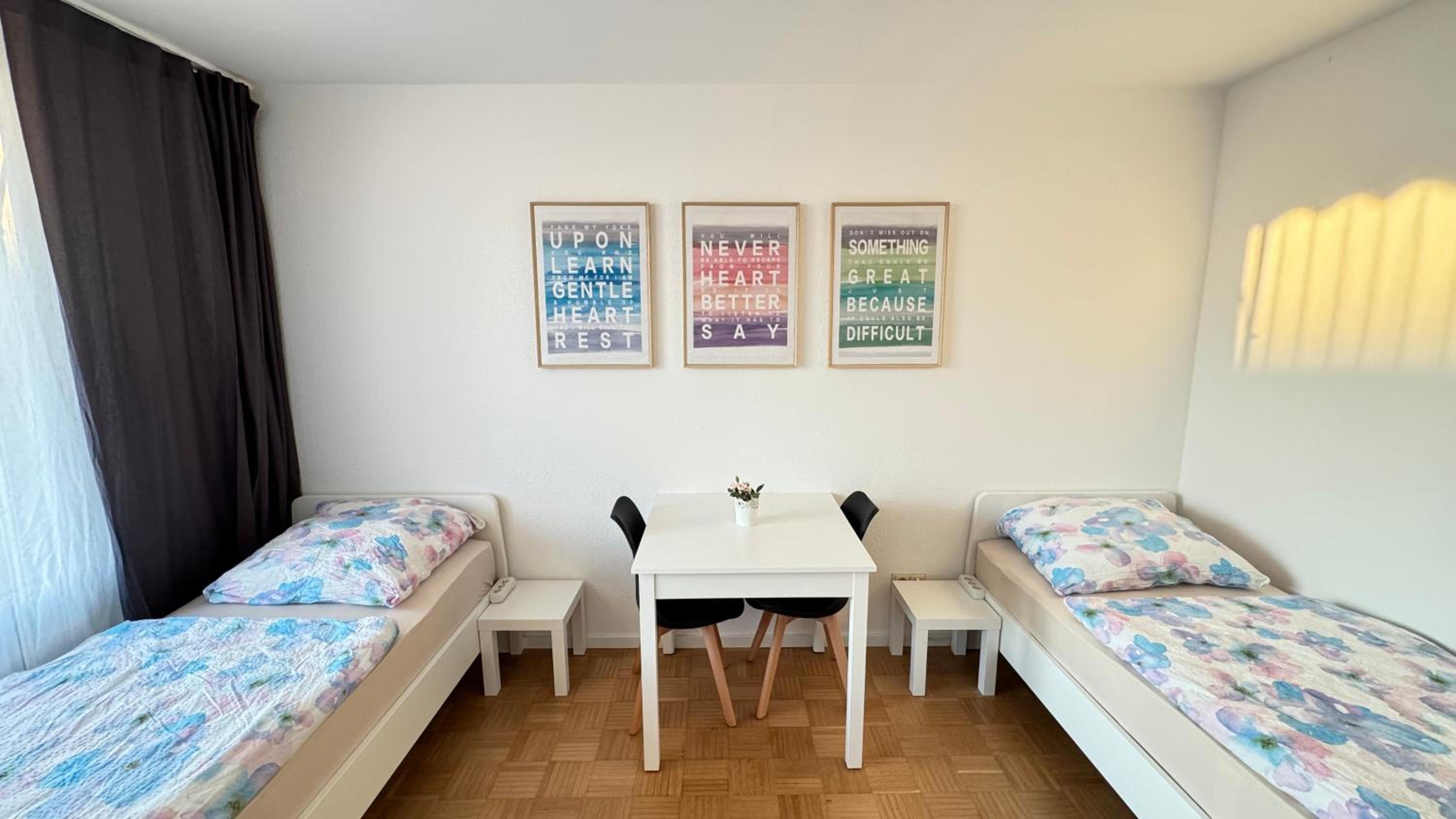 Double Room with Shared Bathroom photo 2