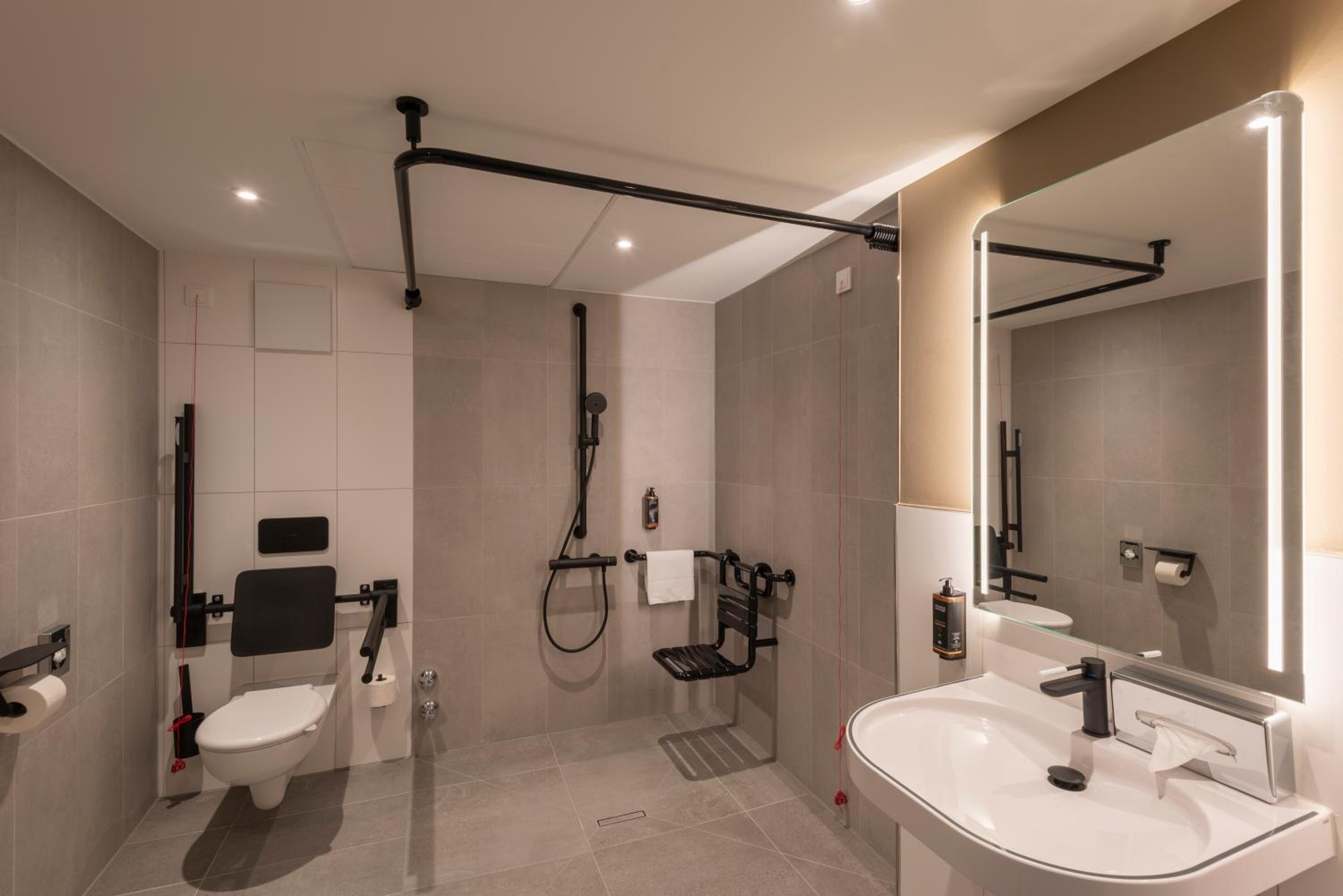 Superior Twin Room - Accessible - Photo 2
