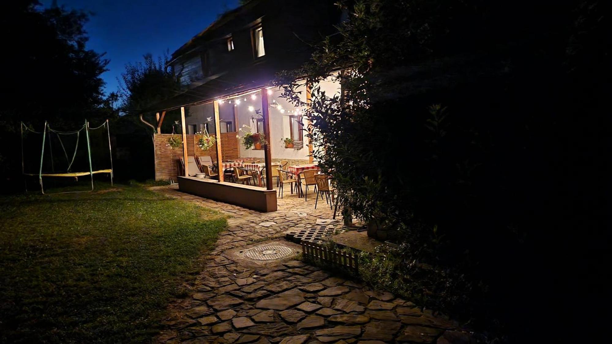 Villa photo 1
