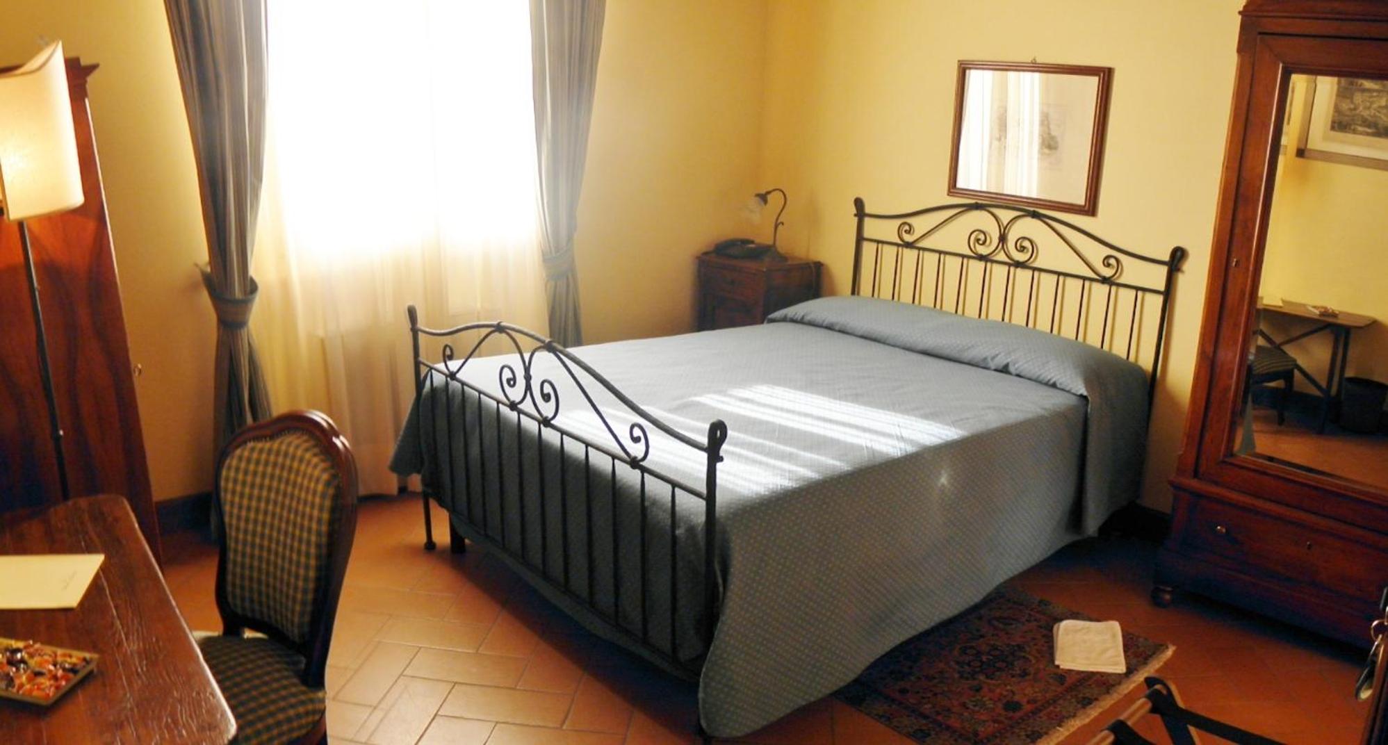 Single Room - Photo 1