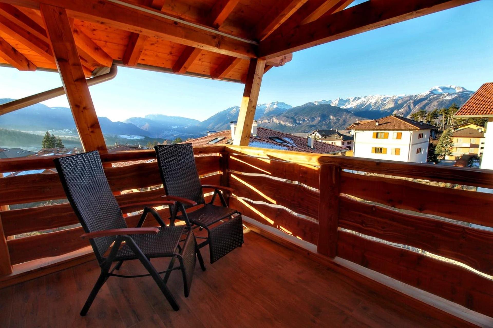 Triple Room with Mountain View