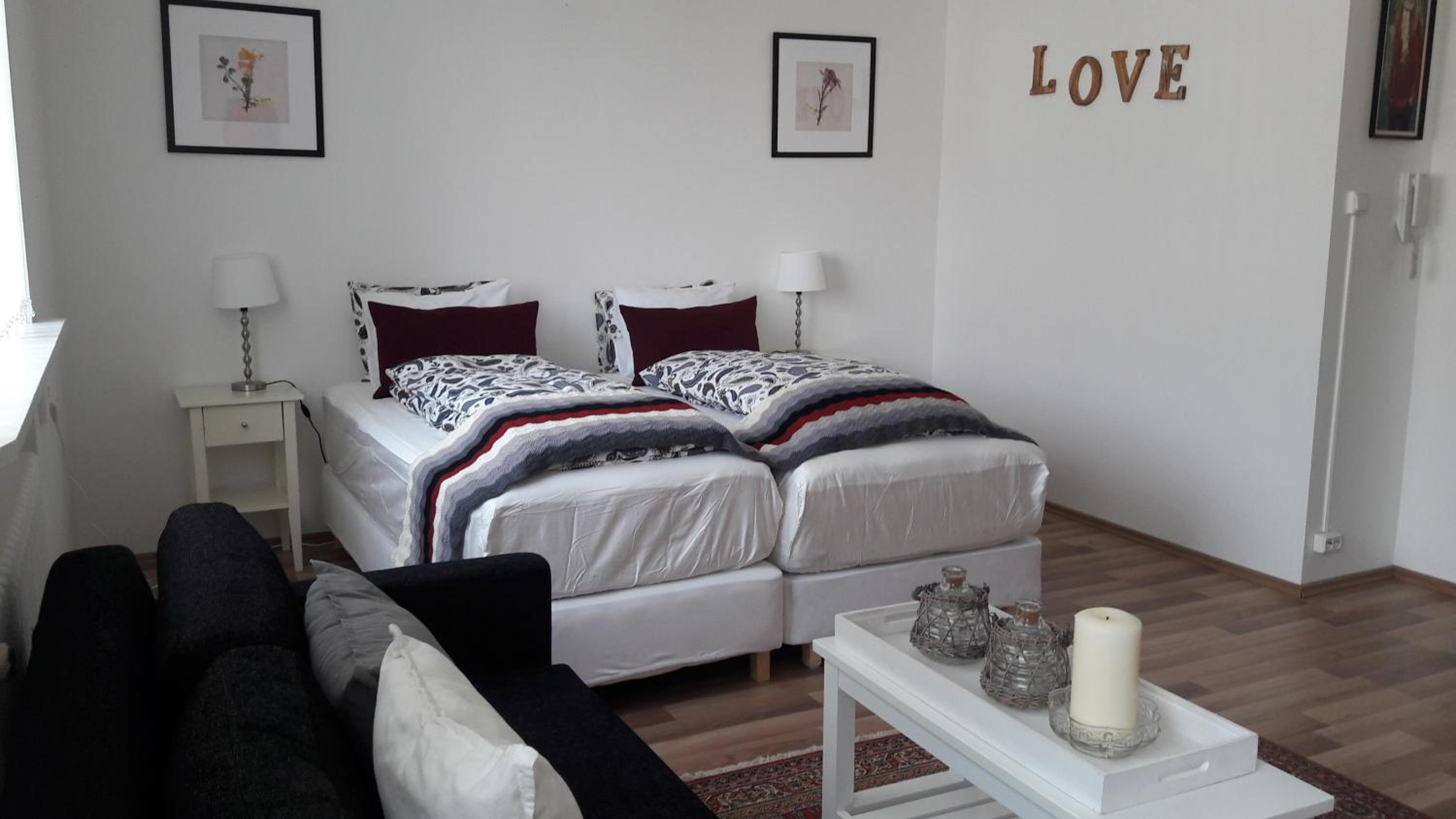 Studio Apartment photo 3