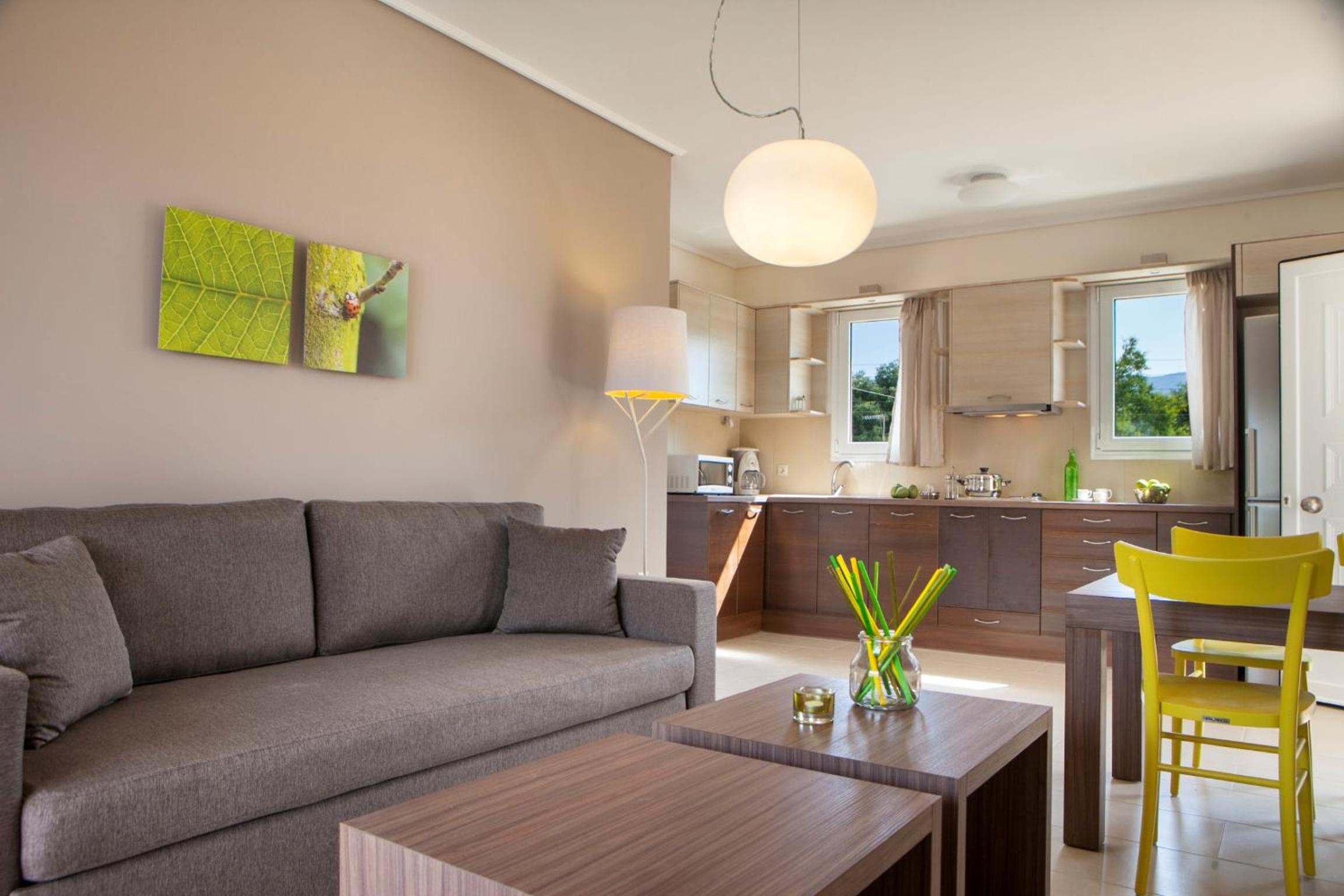Suite with Garden View