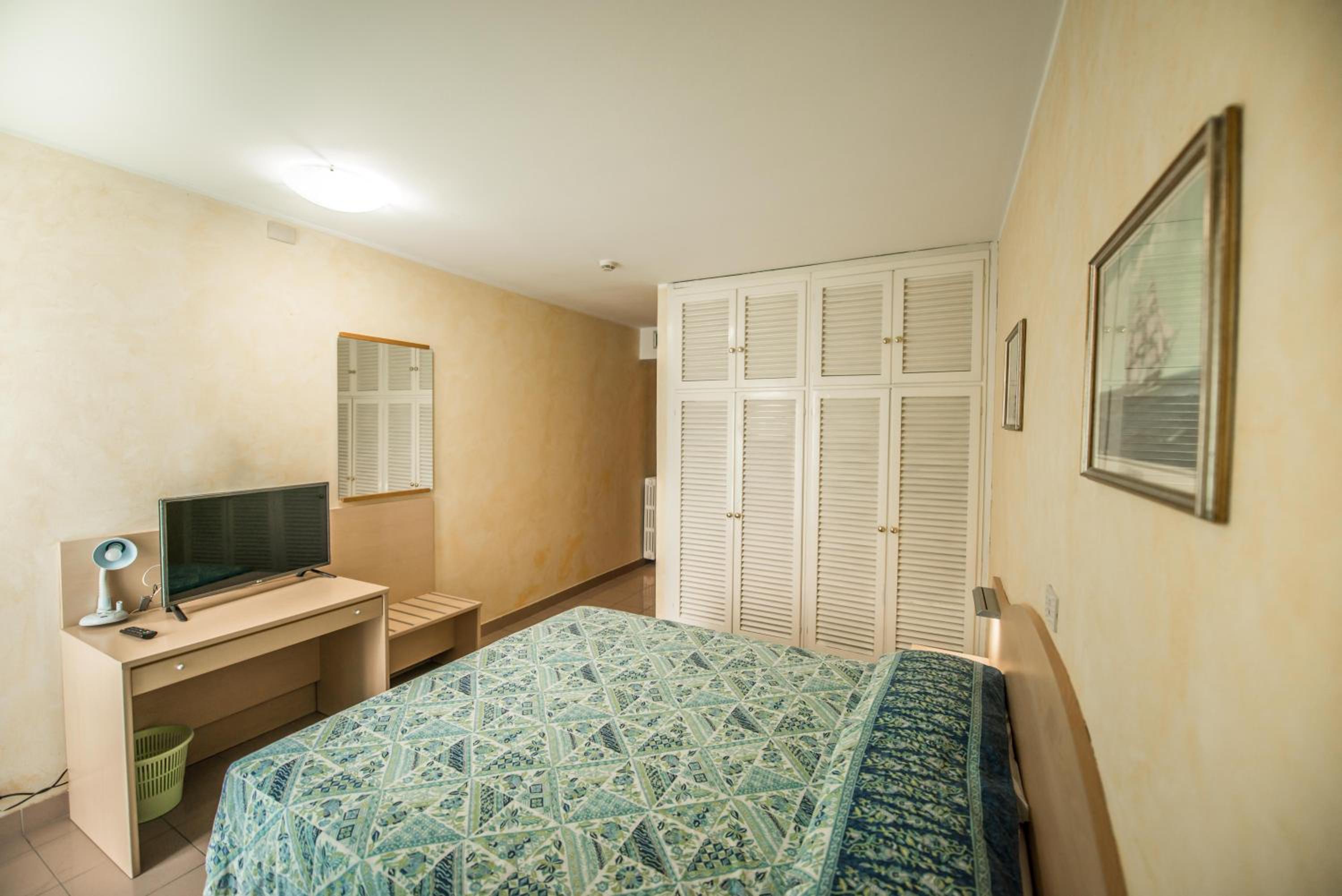 Triple Room - Photo 2