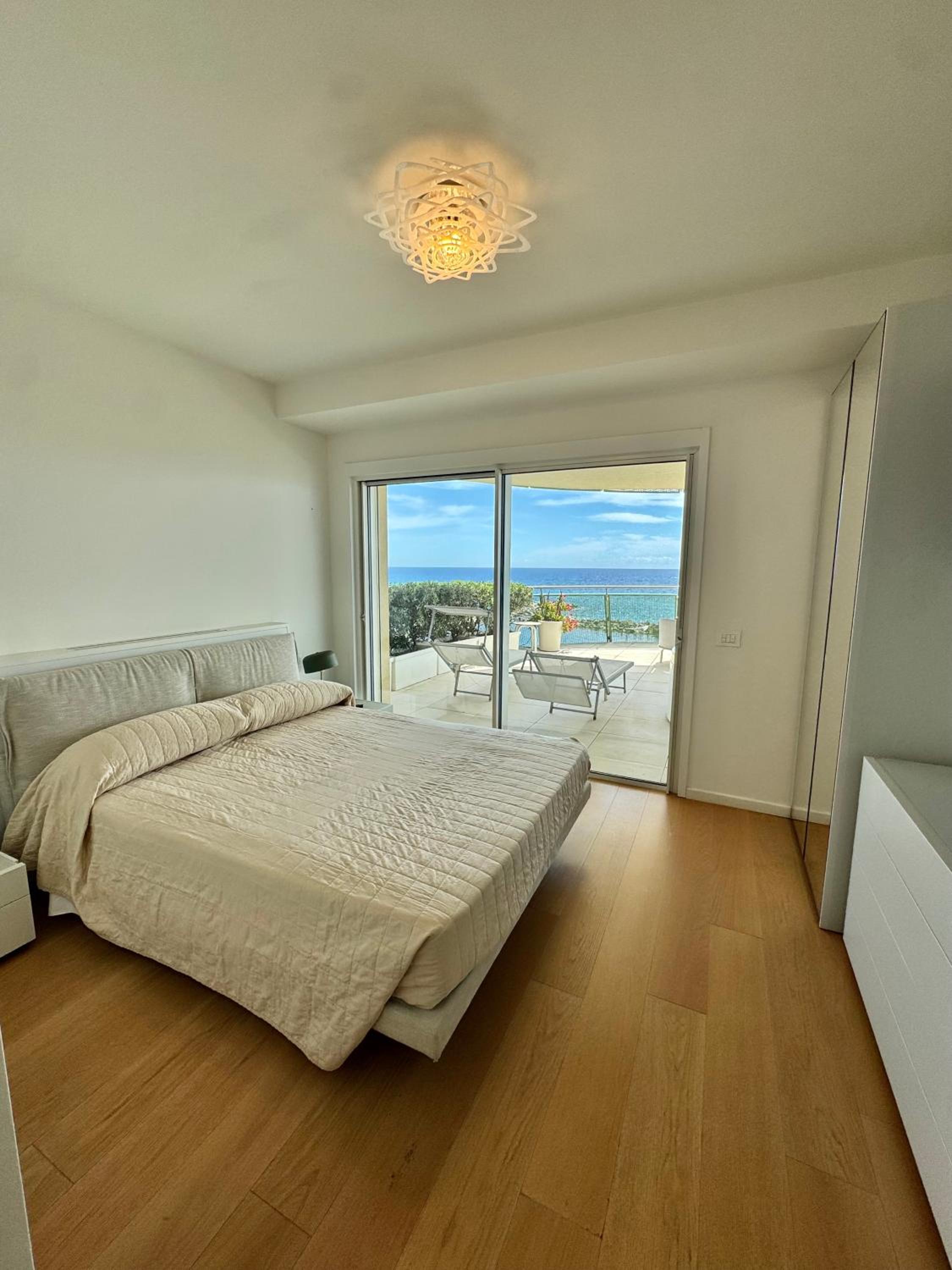 Two-Bedroom Apartment with Sea View photo 2
