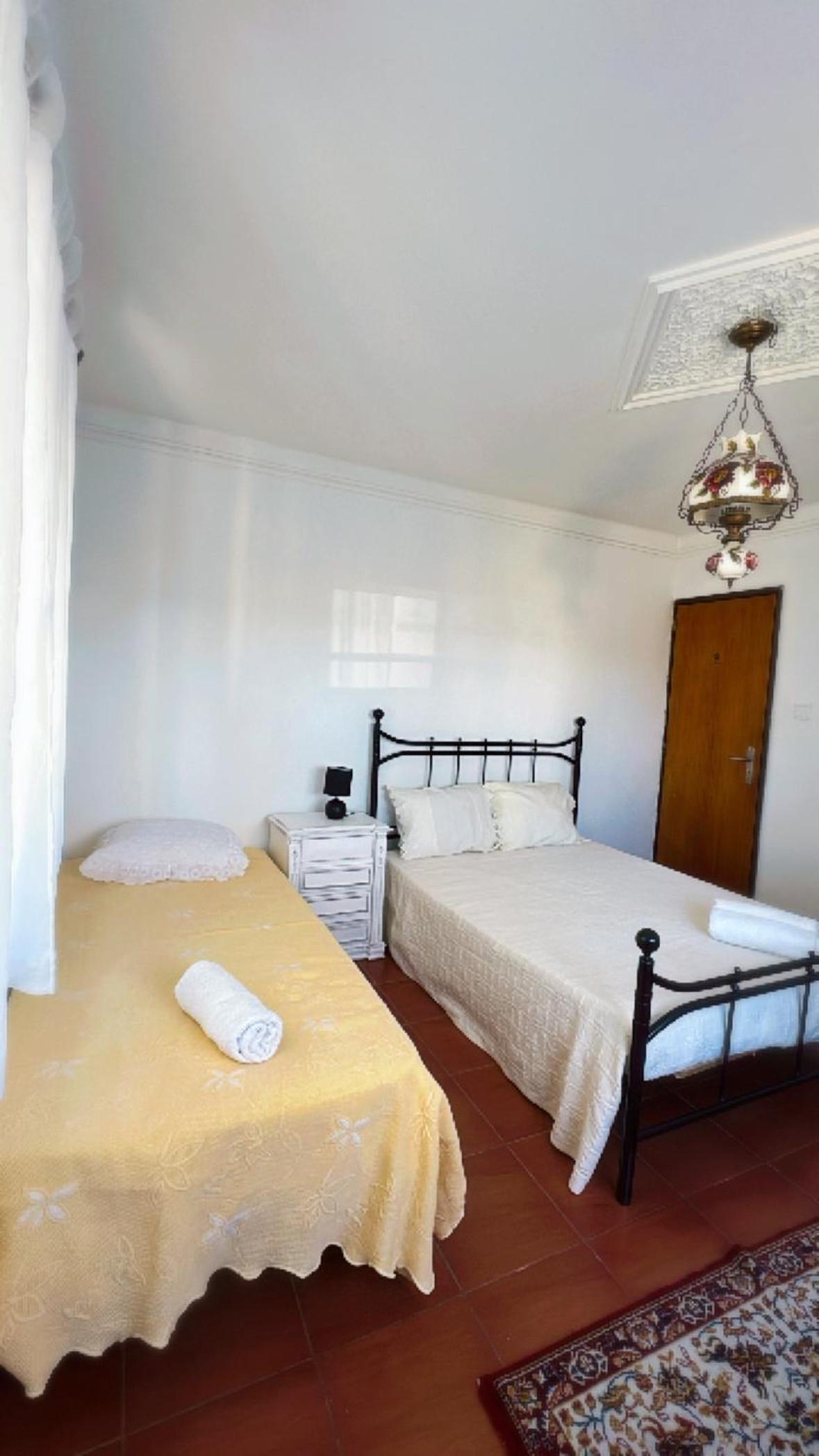Standard Triple Room - Photo 4
