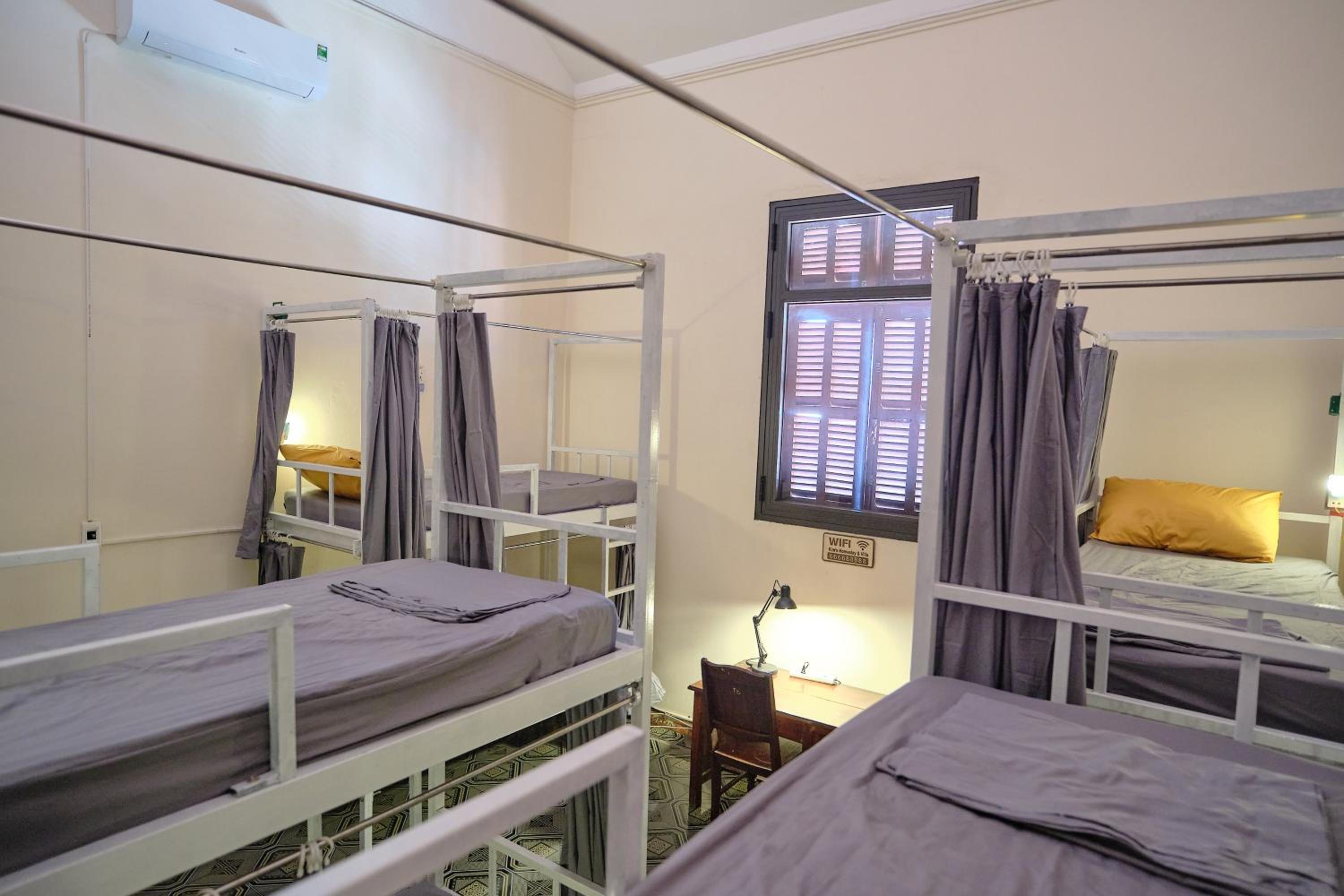 Bed in 8-Bed Mixed Dormitory Room photo 3