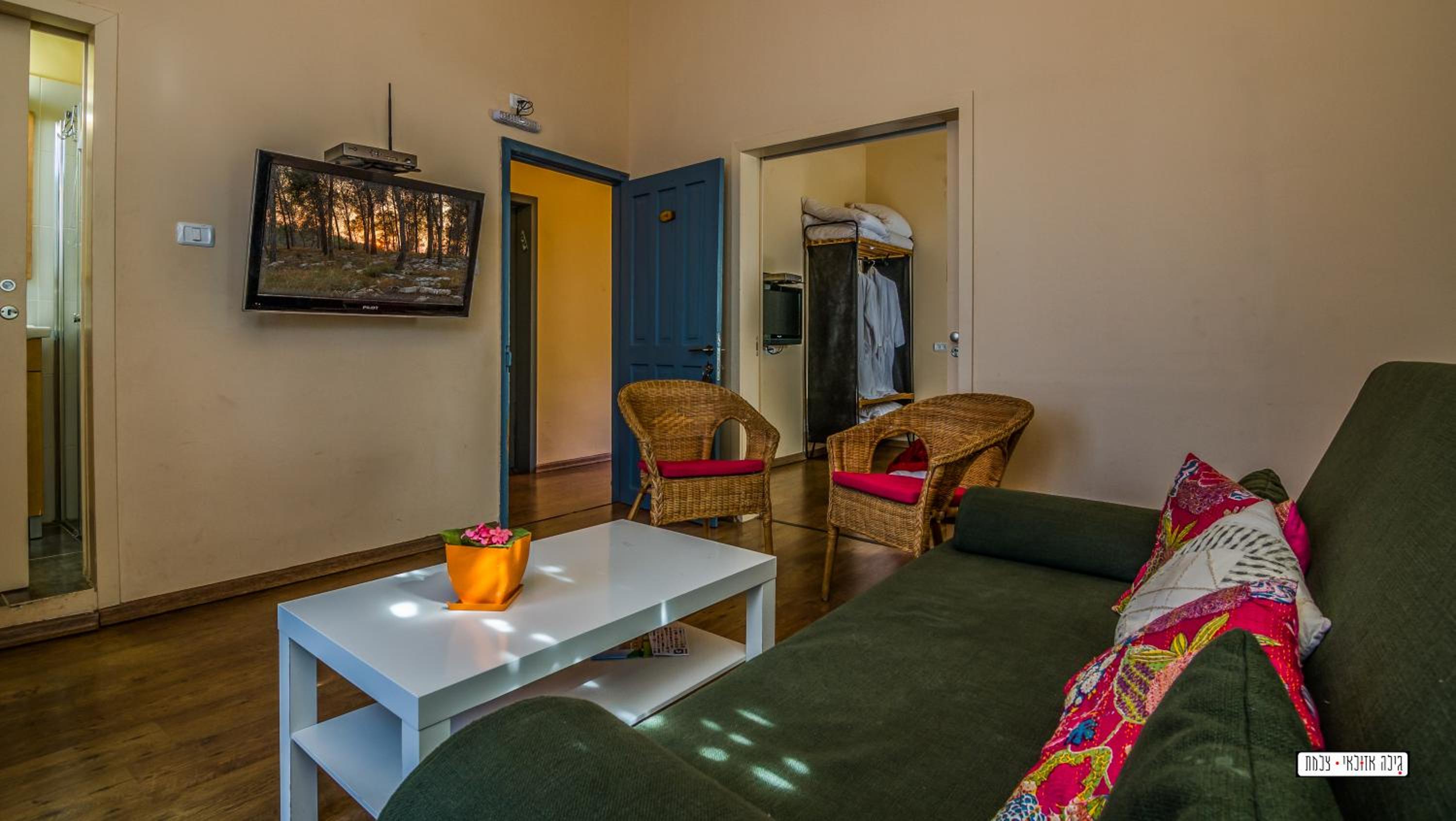Templar Suite (2 Adults + 2 Children) photo 2