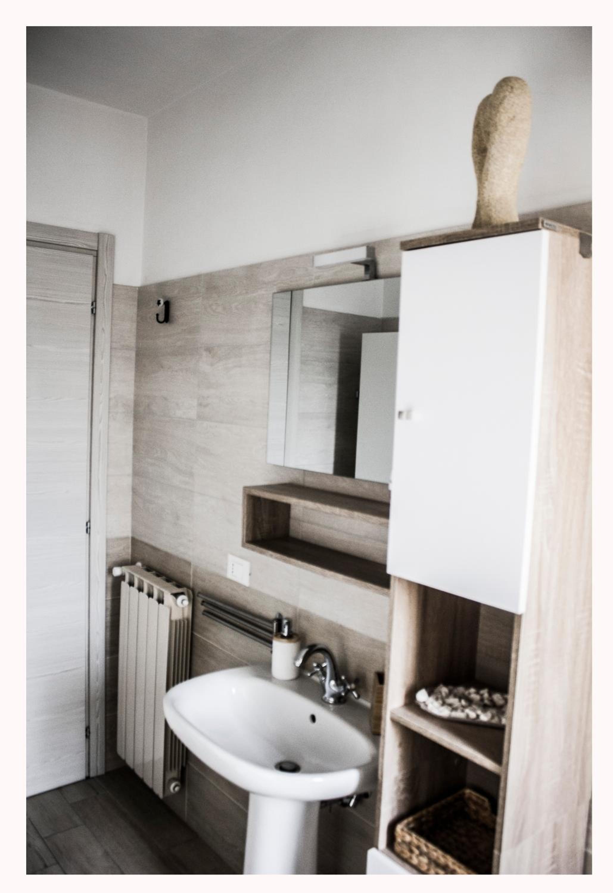 Standard Single Room with Shared Bathroom photo 1