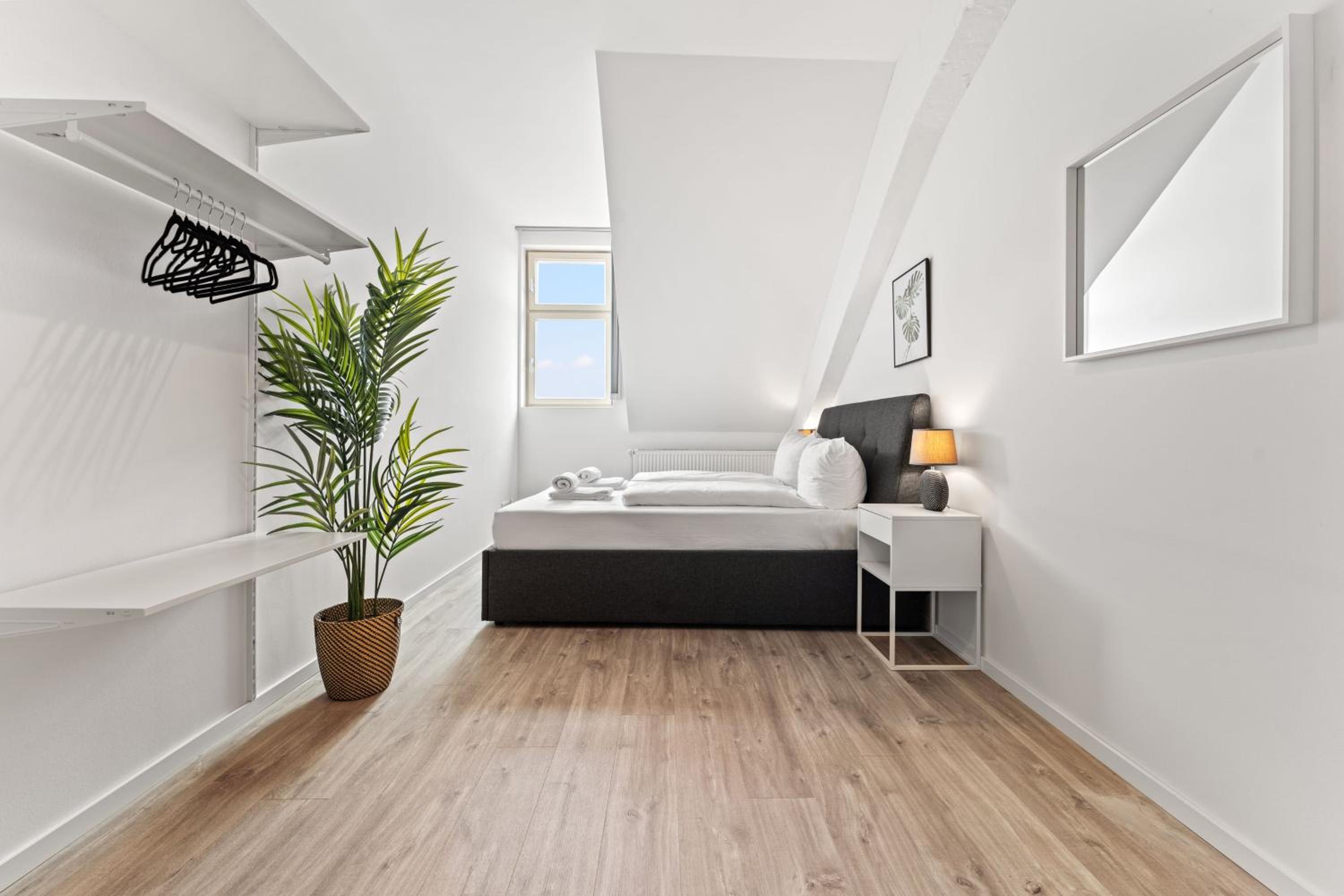 Two-Bedroom Apartment with View photo 3
