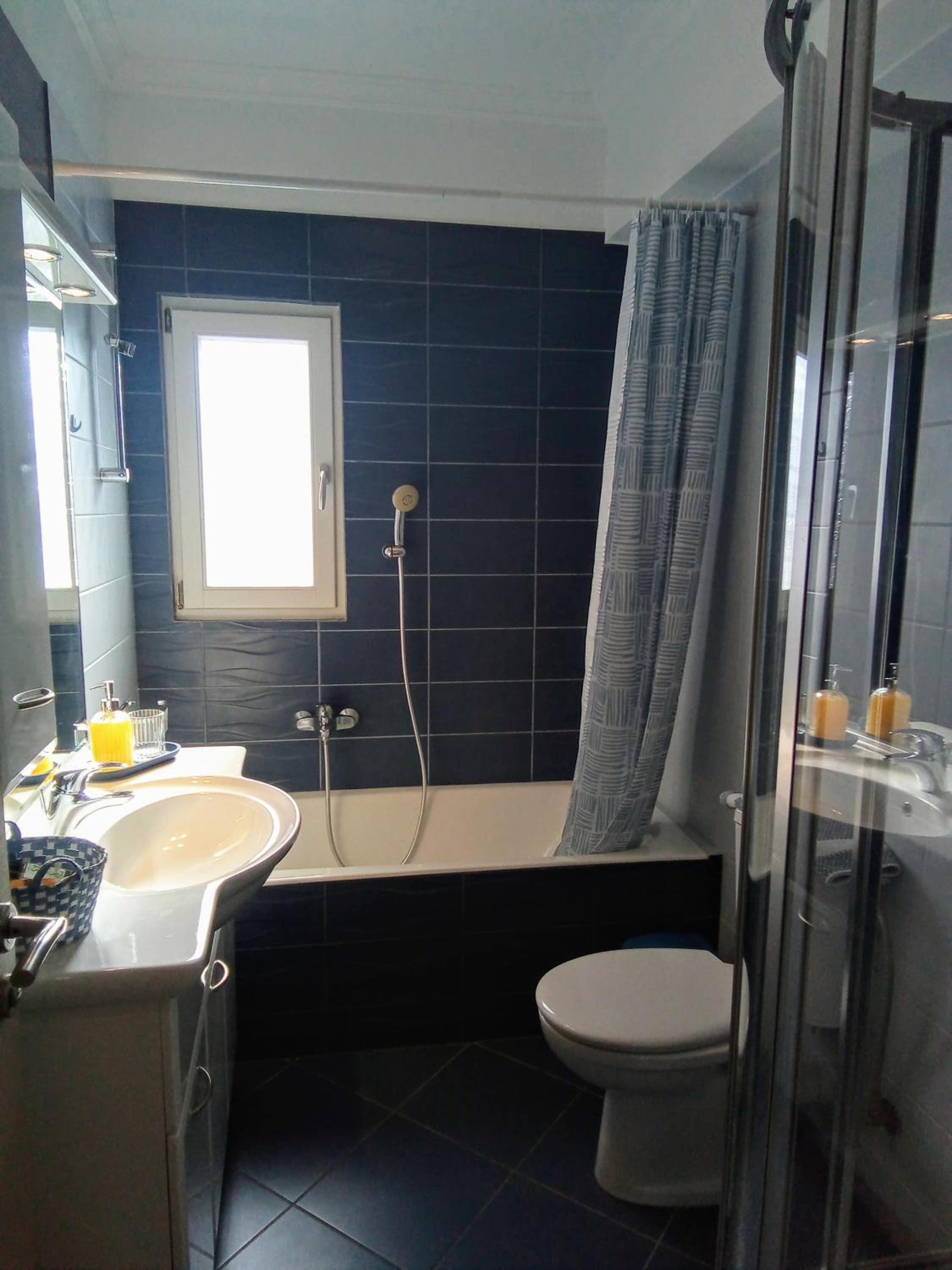Duplex Suite - Photo 17