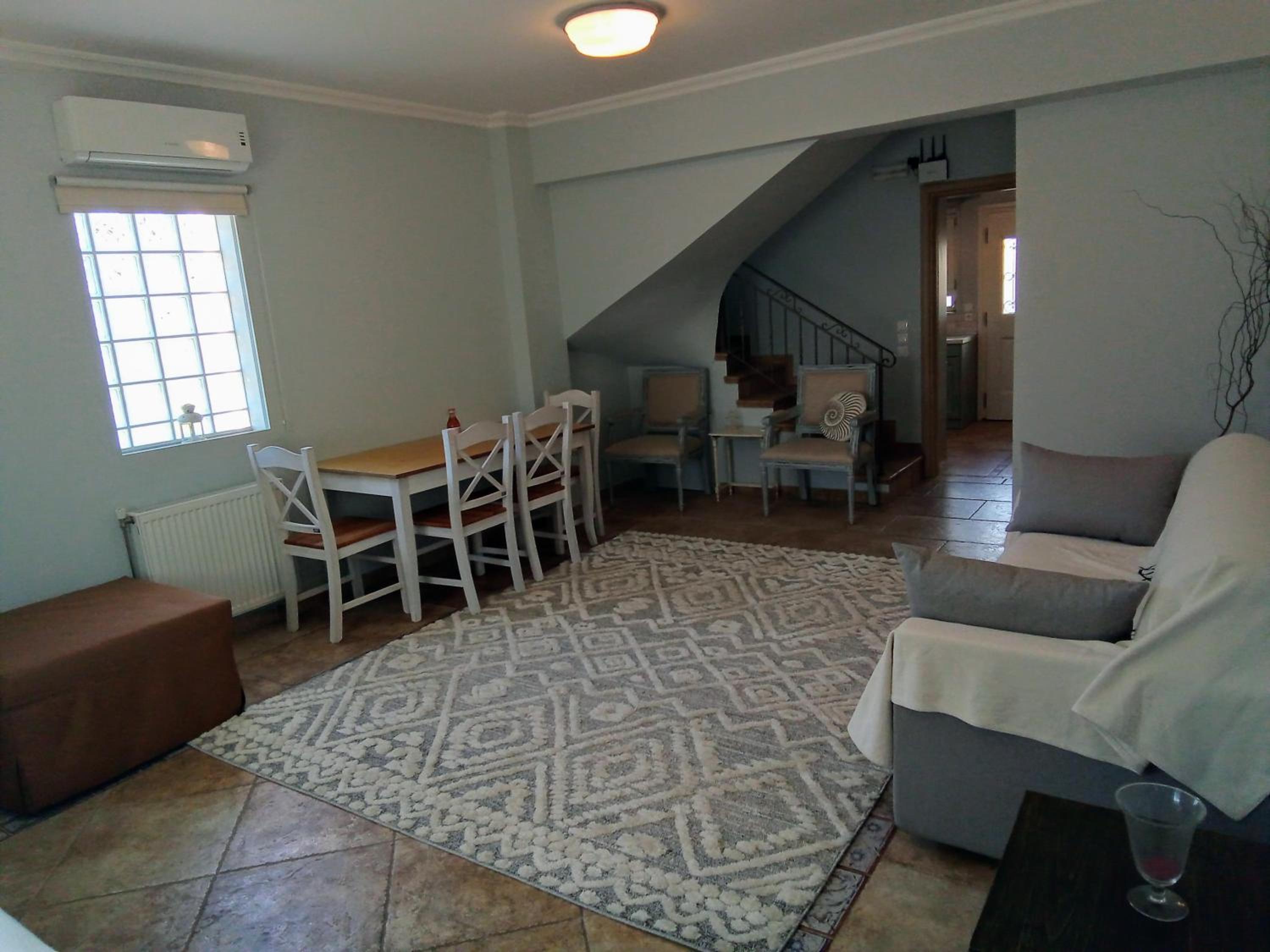 Duplex Suite - Photo 15