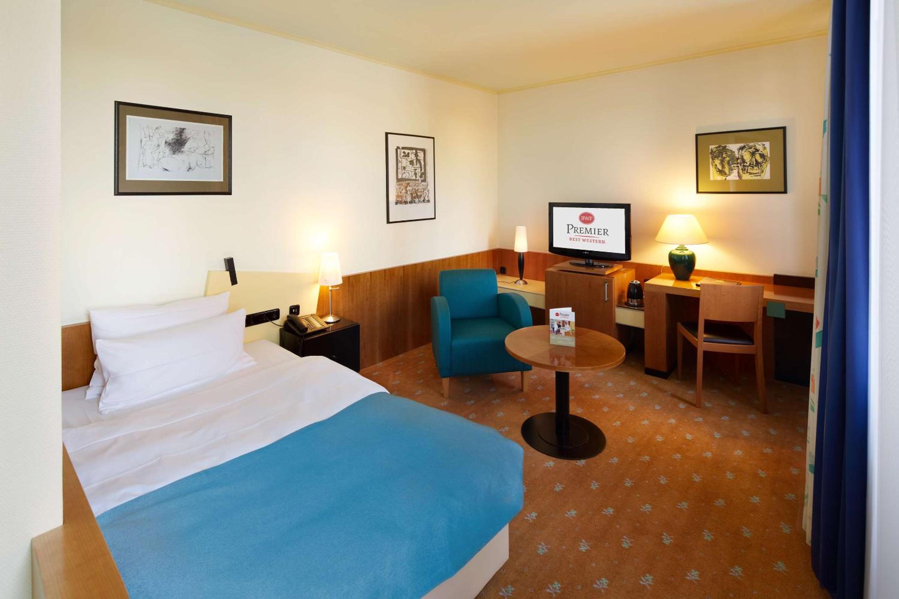 Classic Single Room