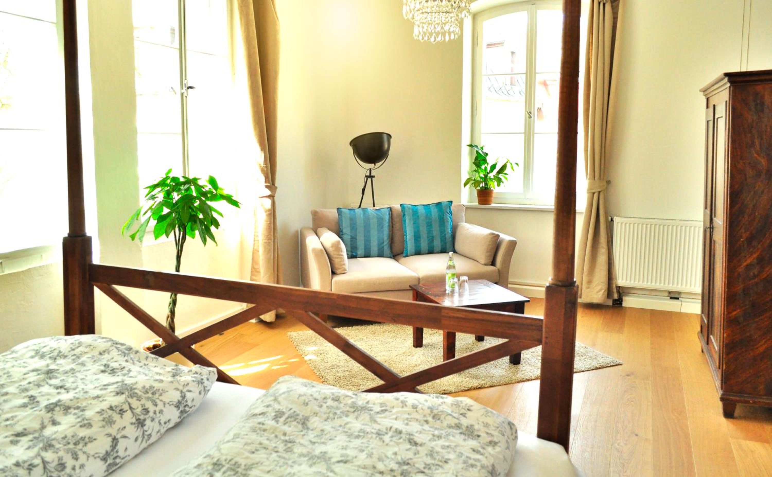 Double Room with Private External Bathroom photo 2