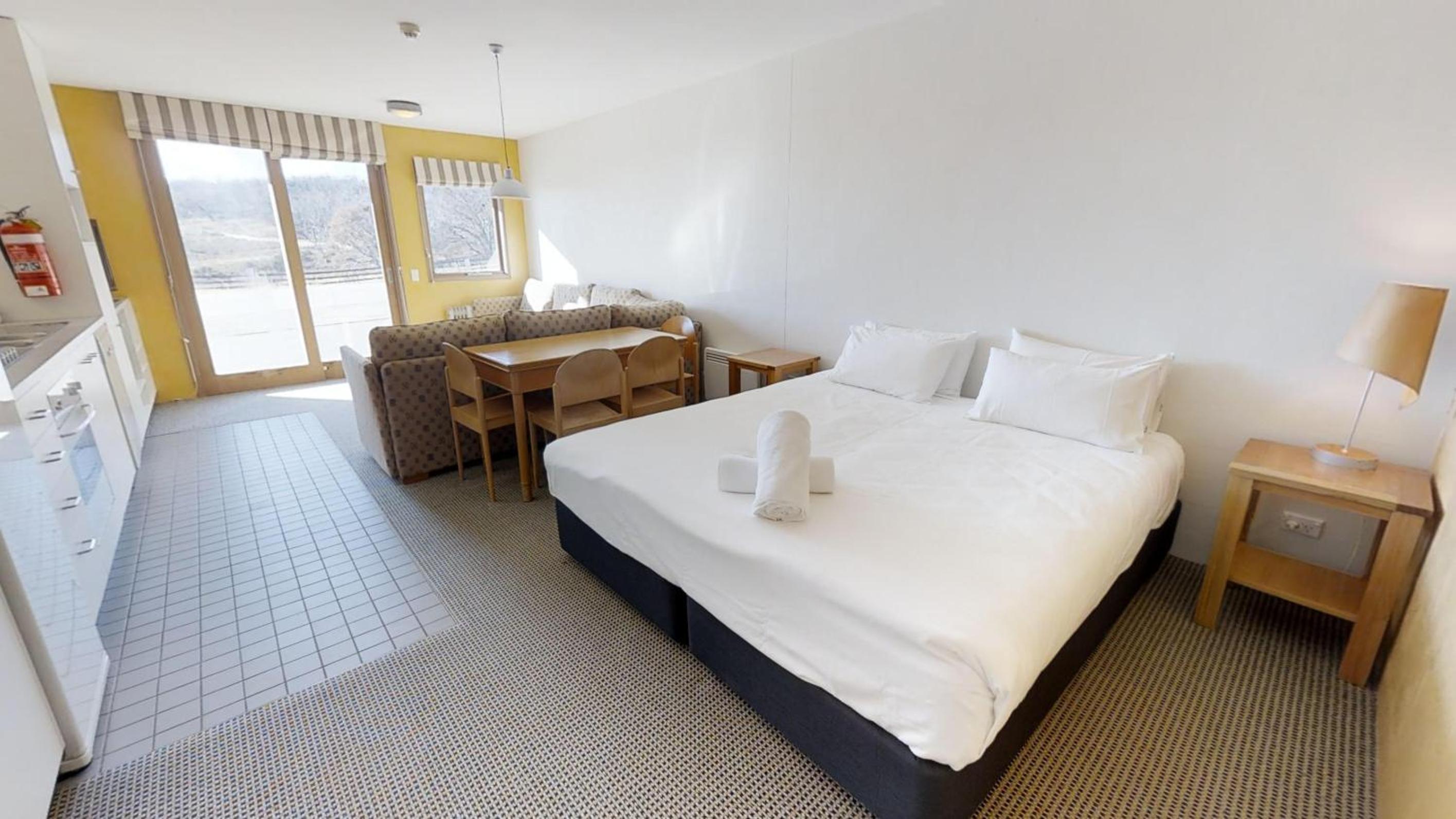 Studio (Sleeps 2) photo 3
