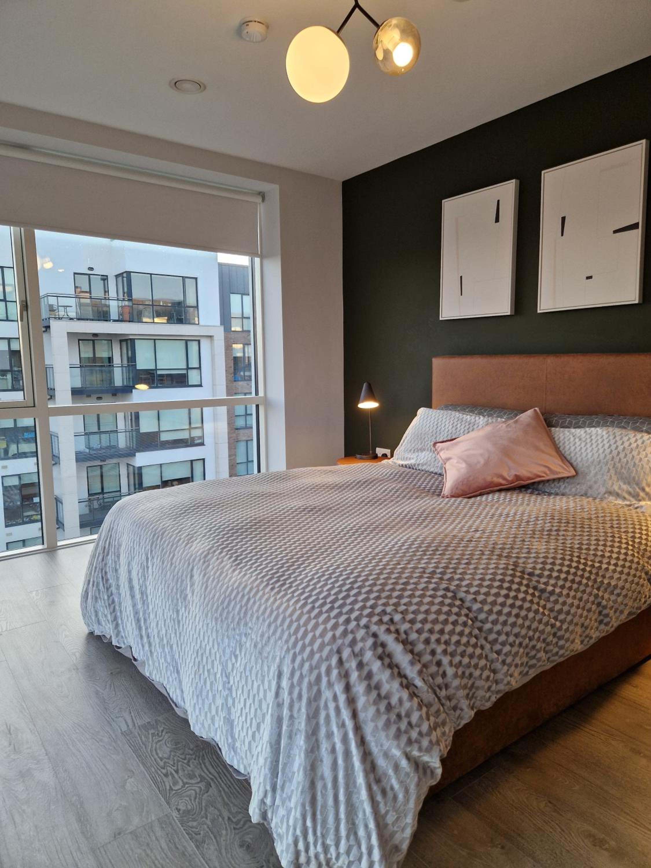 Two-Bedroom Apartment with Balcony photo 3